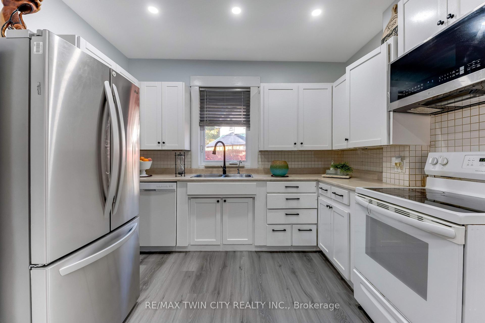 Photo 9 of 116 Victoria Avenue, Cambridge, Southwood - Kinbridge — HOMEH