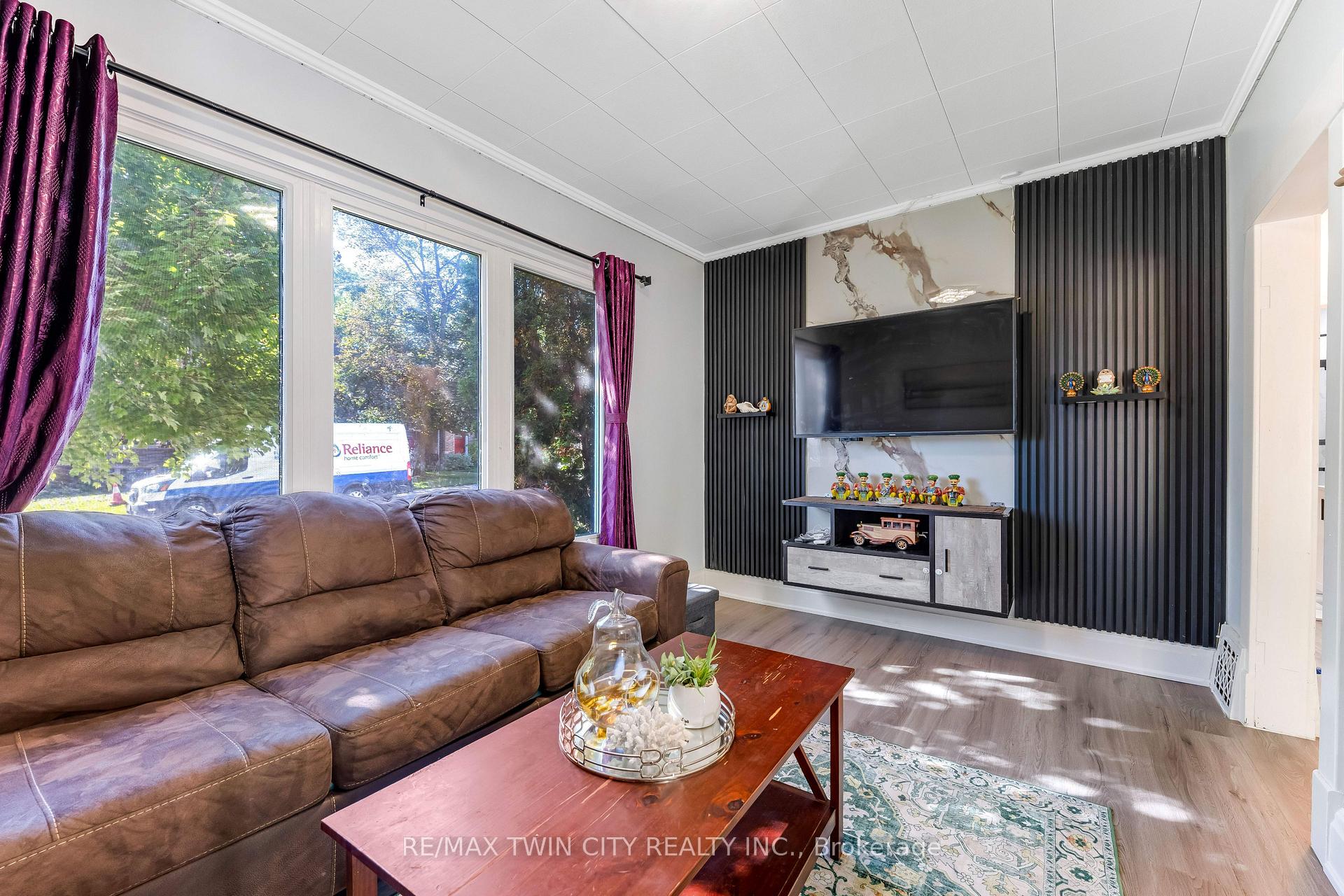 Photo 19 of 116 Victoria Avenue, Cambridge, Southwood - Kinbridge — HOMEH