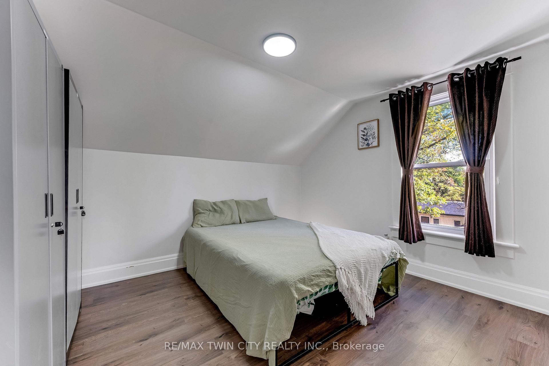 Photo 32 of 116 Victoria Avenue, Cambridge, Southwood - Kinbridge — HOMEH