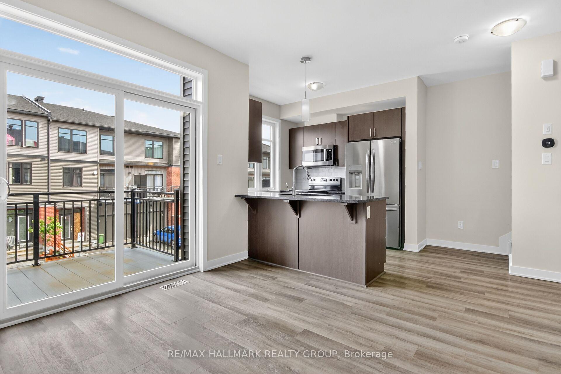 Photo 11 of 402 Jewelwing Private, Ottawa, Blossom Park/Kemp Park/Findlay Creek — HOMEH