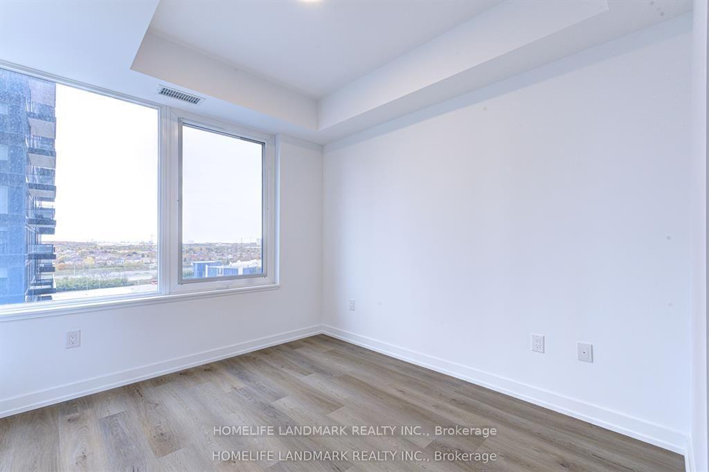 Photo 10 of 395 Square One Drive, Mississauga, City Centre — HOMEH