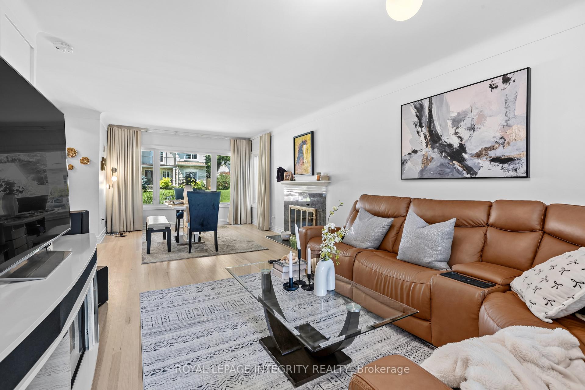 Photo 10 of 2183 Woodcrest Road, Ottawa, Alta Vista/Faircrest Heights — HOMEH