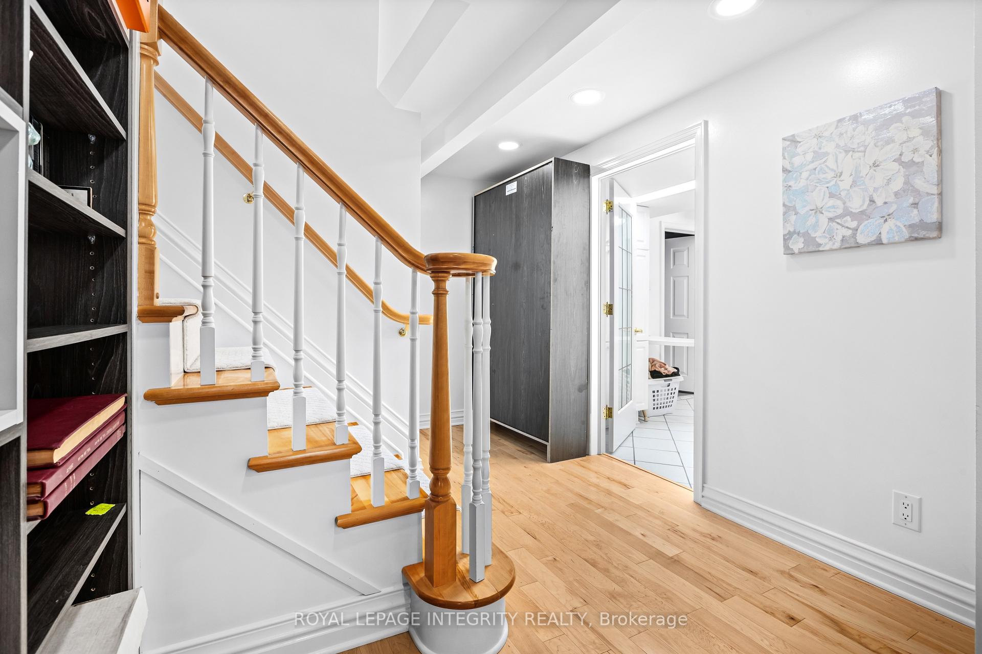 Photo 23 of 2183 Woodcrest Road, Ottawa, Alta Vista/Faircrest Heights — HOMEH