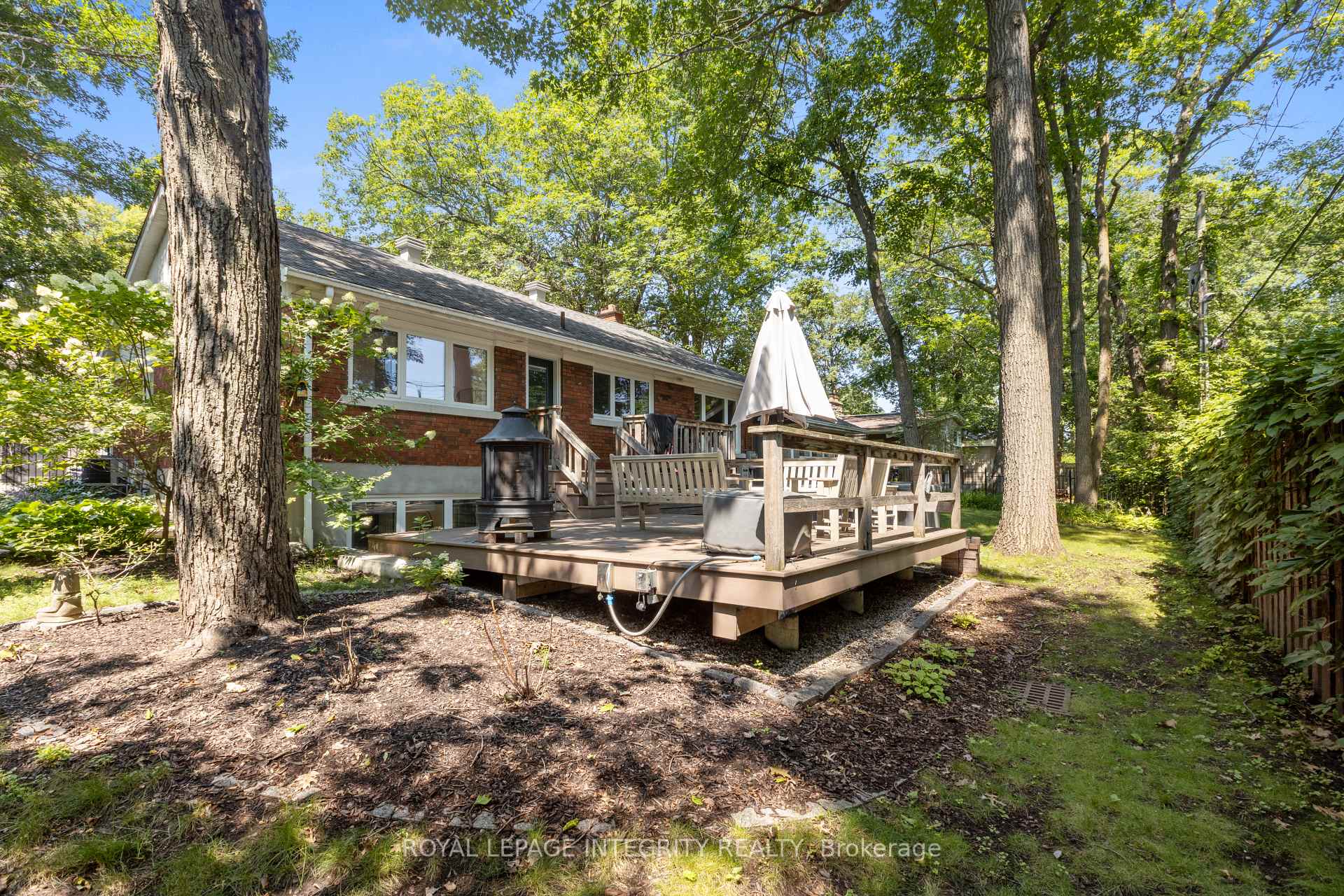 Photo 33 of 2183 Woodcrest Road, Ottawa, Alta Vista/Faircrest Heights — HOMEH
