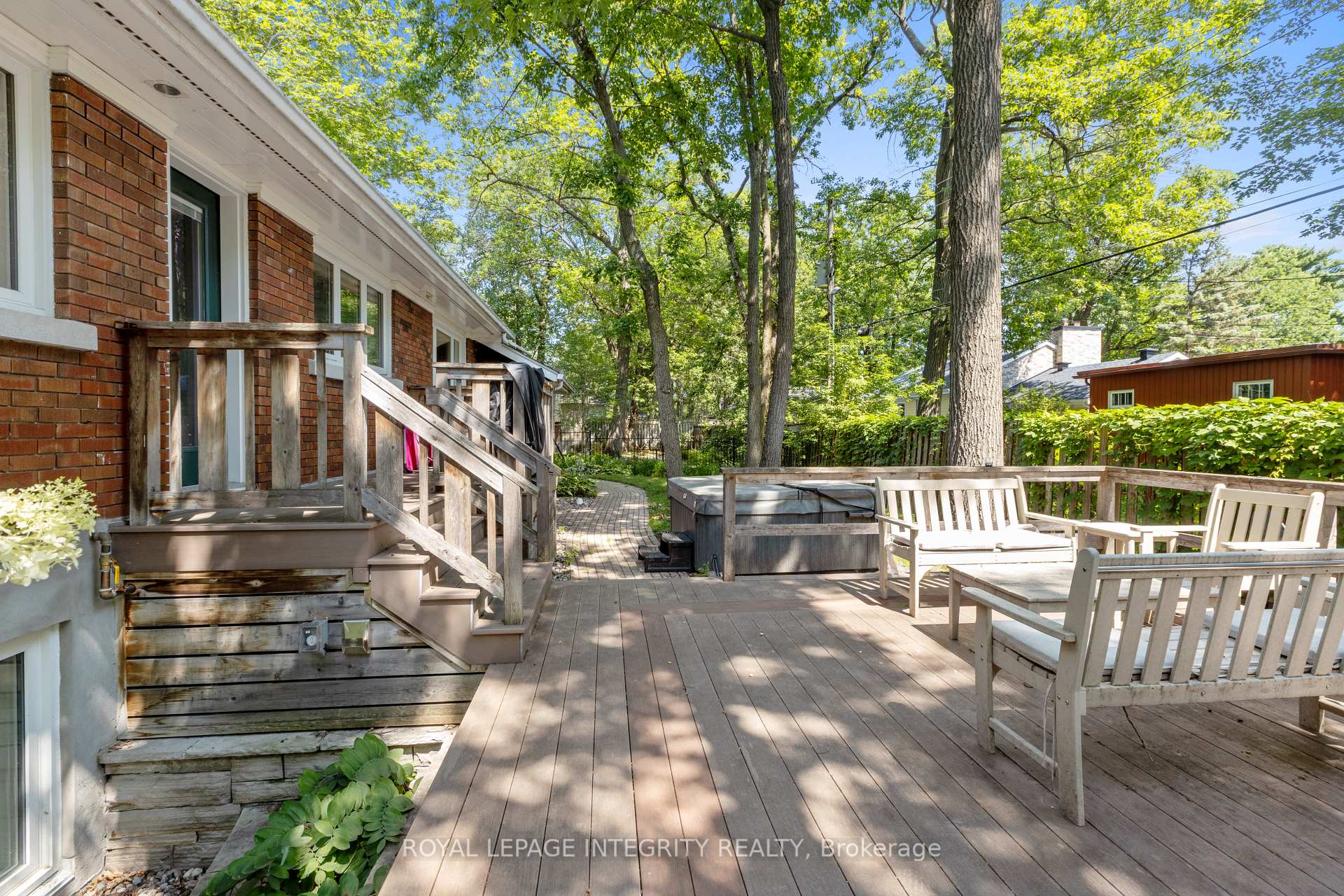 Photo 34 of 2183 Woodcrest Road, Ottawa, Alta Vista/Faircrest Heights — HOMEH