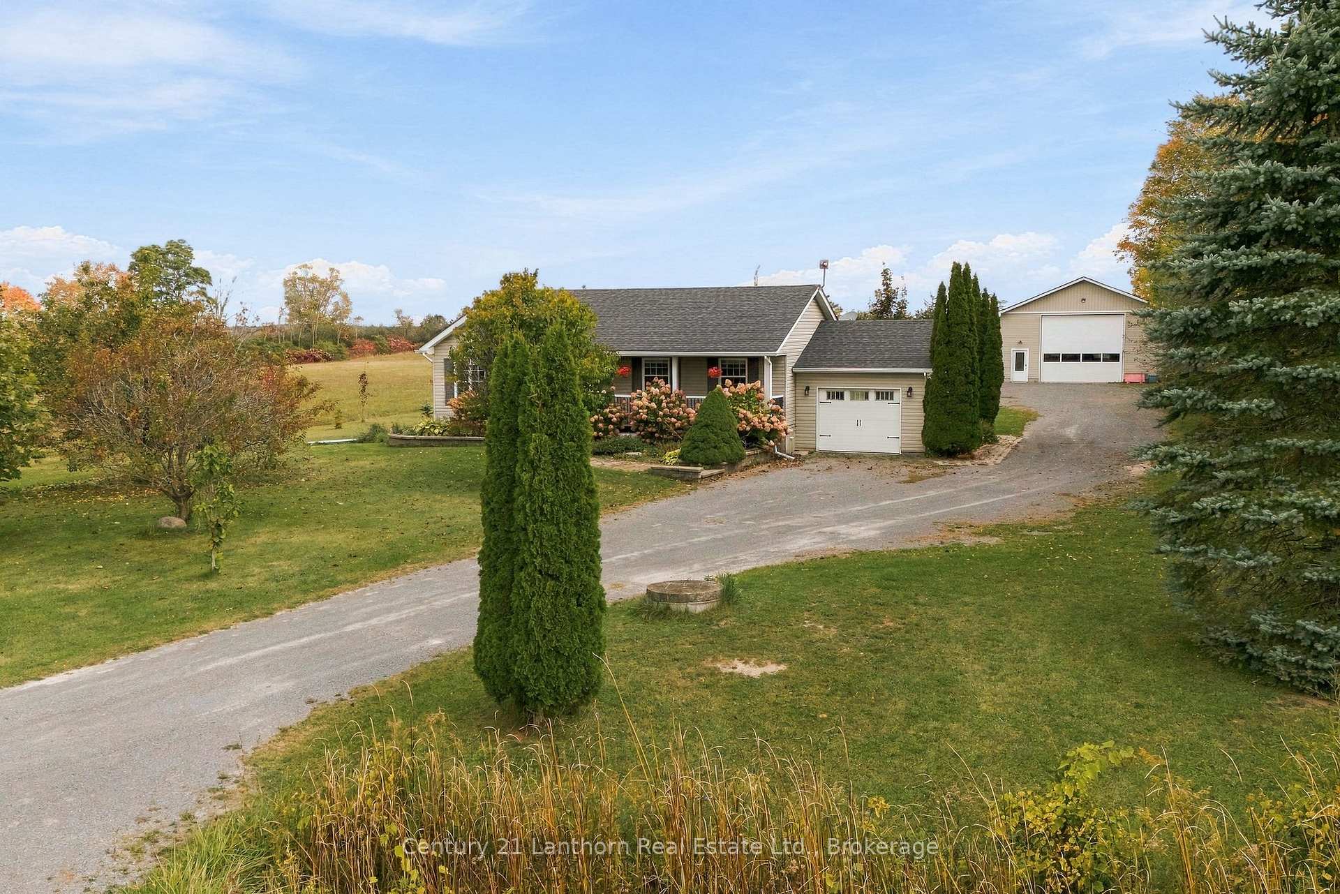 Photo 3 of 312 Badgley Road, Prince Edward County, Ameliasburg Ward — HOMEH