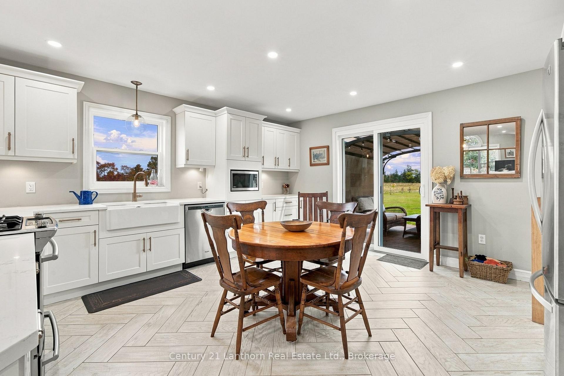 Photo 29 of 312 Badgley Road, Prince Edward County, Ameliasburg Ward — HOMEH