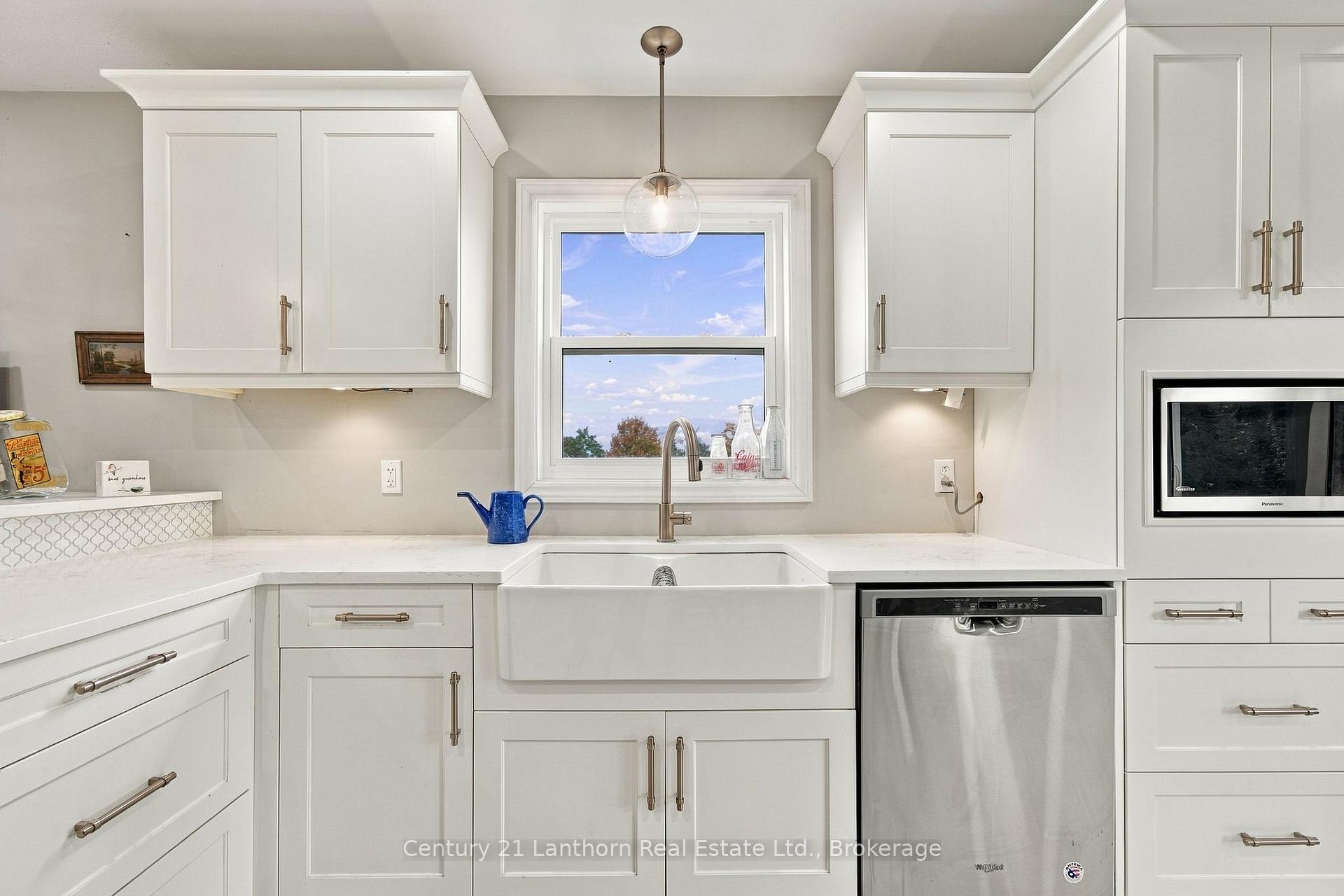 Photo 31 of 312 Badgley Road, Prince Edward County, Ameliasburg Ward — HOMEH