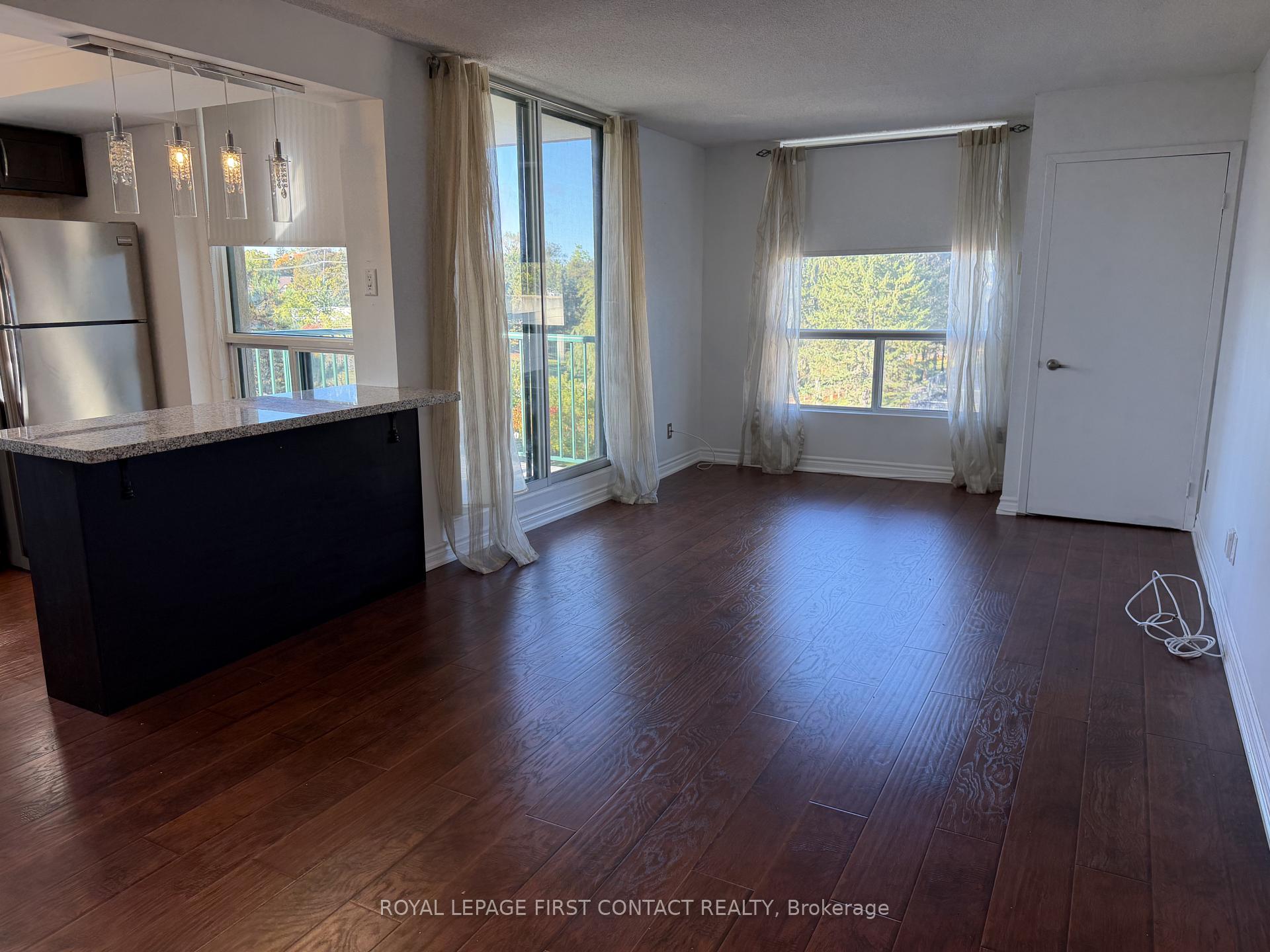 Photo 7 of Unit 403, 75 Ellen Street, Barrie, City Centre — HOMEH