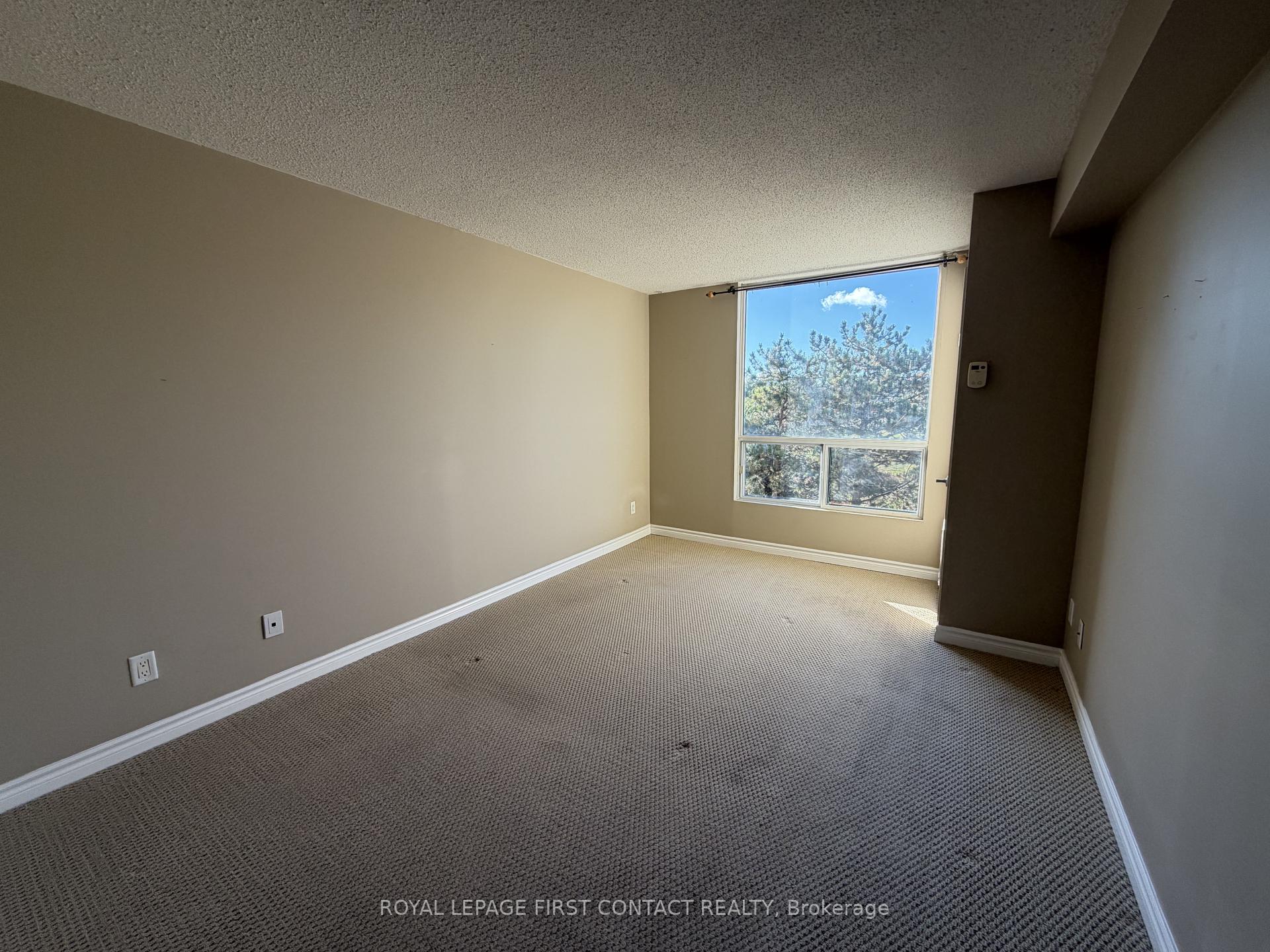 Photo 11 of Unit 403, 75 Ellen Street, Barrie, City Centre — HOMEH