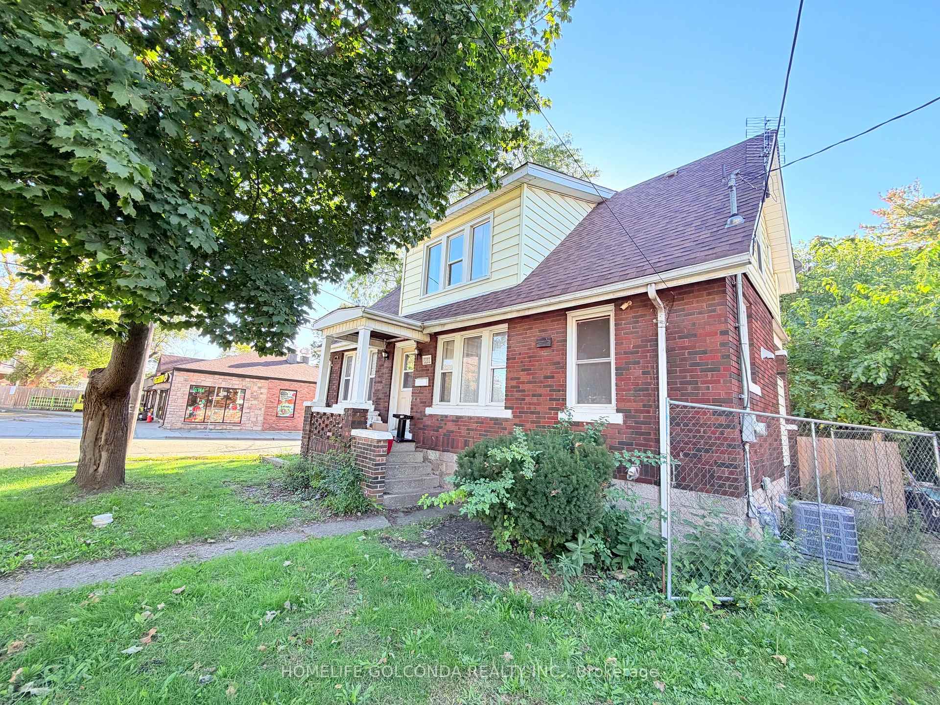 Photo 2 of 3203 Linwood Place, Windsor, Sandwich — HOMEH