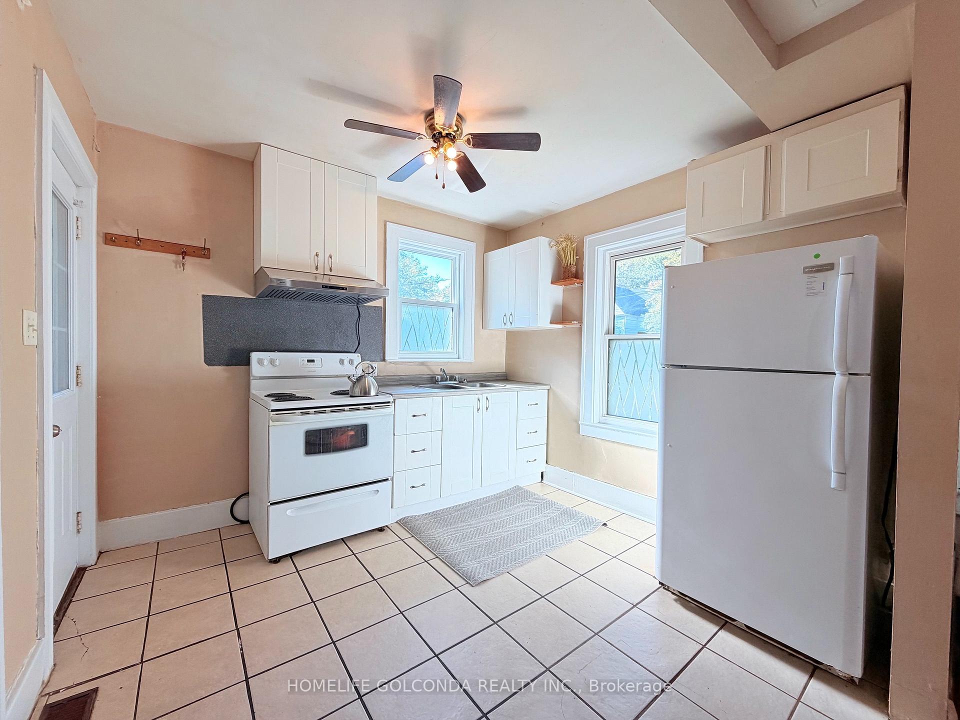 Photo 12 of 3203 Linwood Place, Windsor, Sandwich — HOMEH
