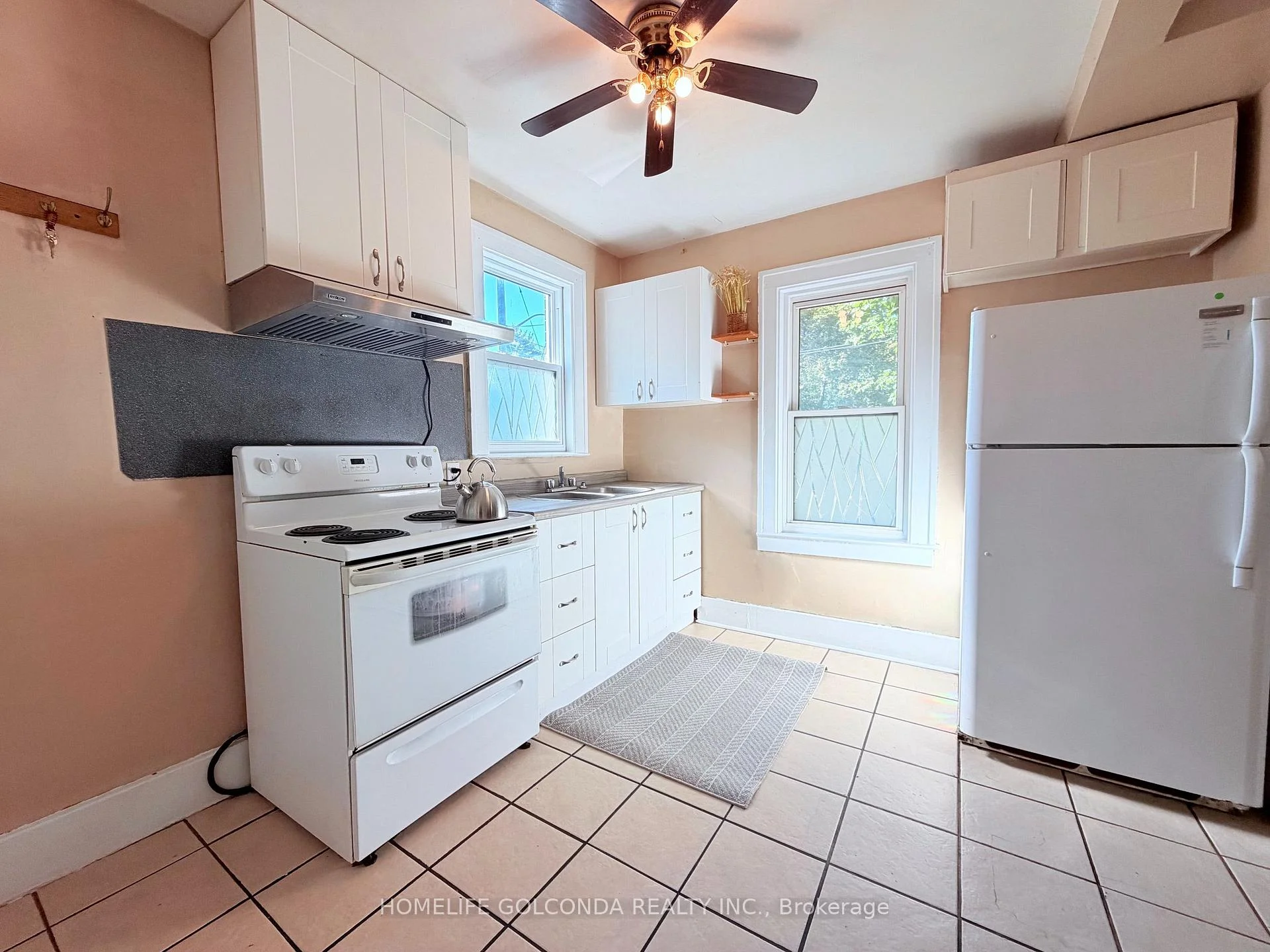Photo 15 of 3203 Linwood Place, Windsor, Sandwich — HOMEH
