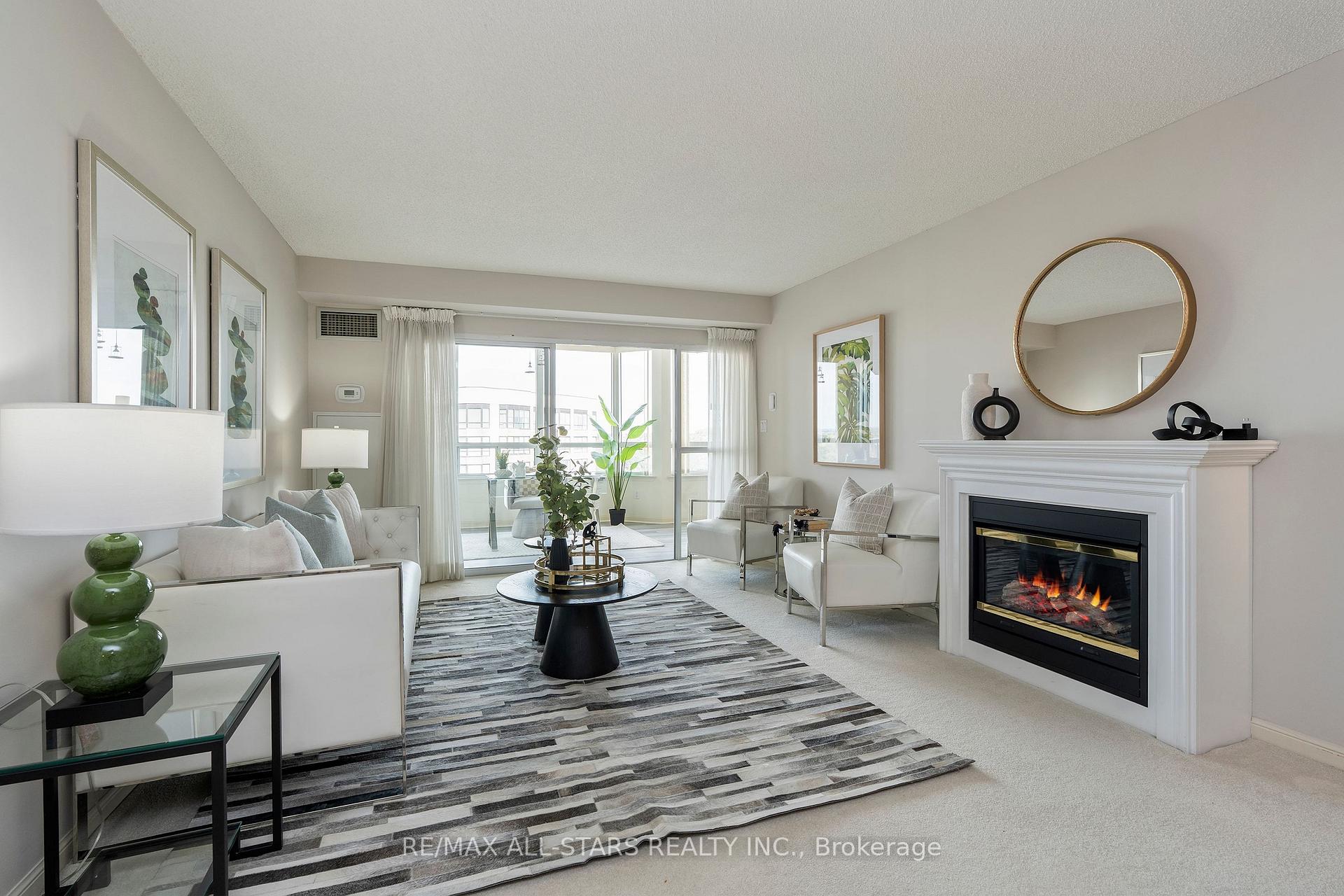 Photo 9 of Unit 1102, 610 Bullock Drive, Markham, Markville — HOMEH
