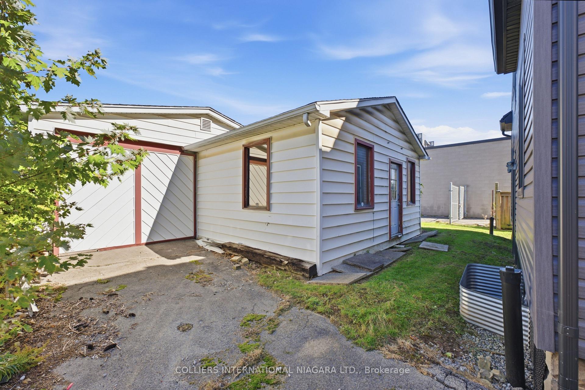 Photo 3 of 112 Thorold Road, Welland, N. Welland — HOMEH