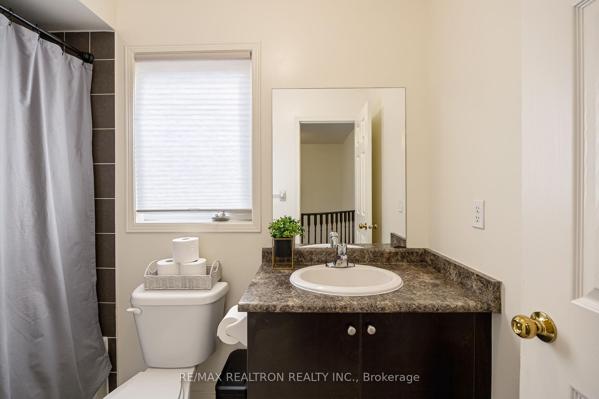 Photo 17 of 98 Heartview Road, Brampton, Sandringham-Wellington — HOMEH