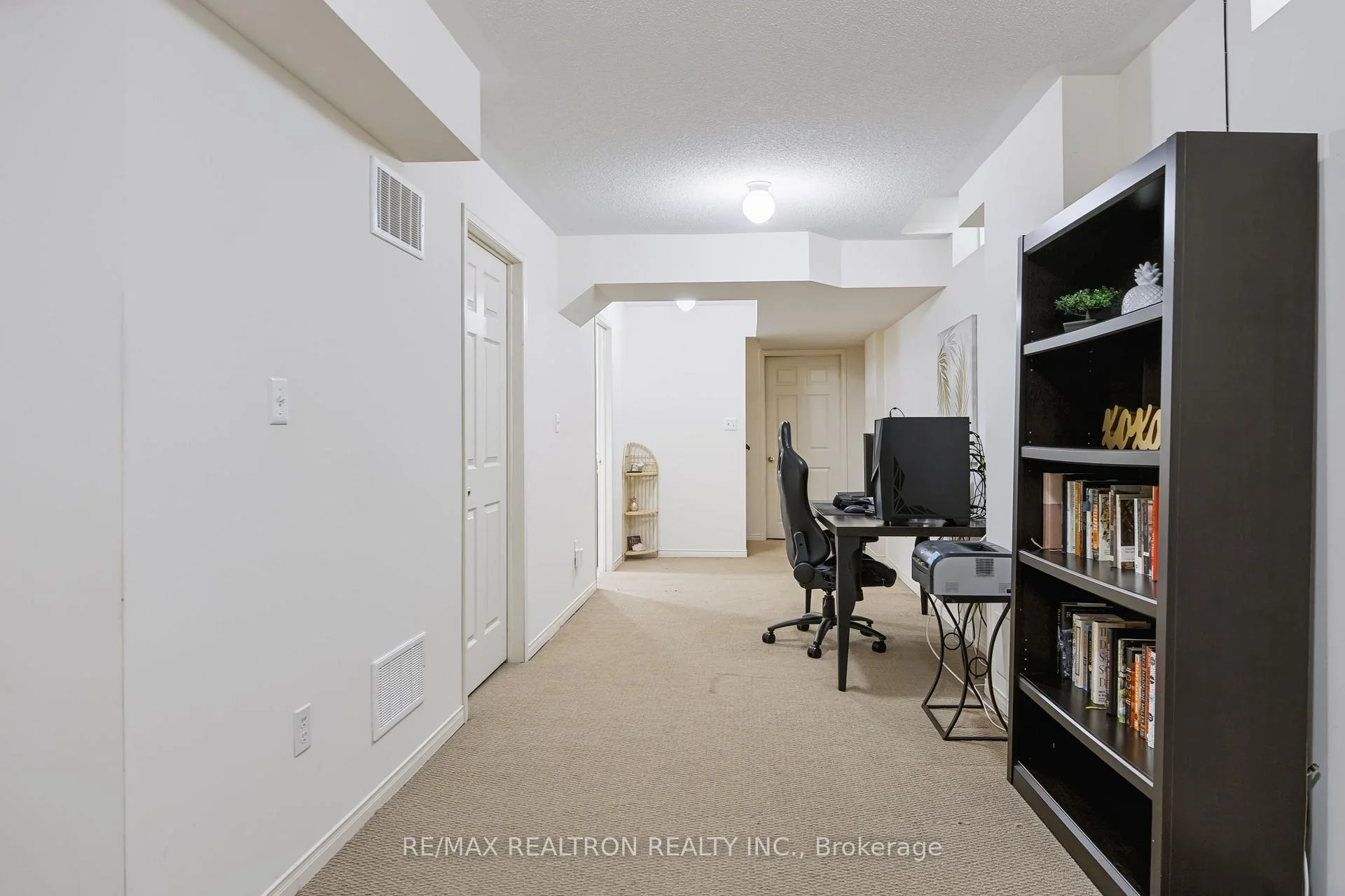 Photo 19 of 98 Heartview Road, Brampton, Sandringham-Wellington — HOMEH