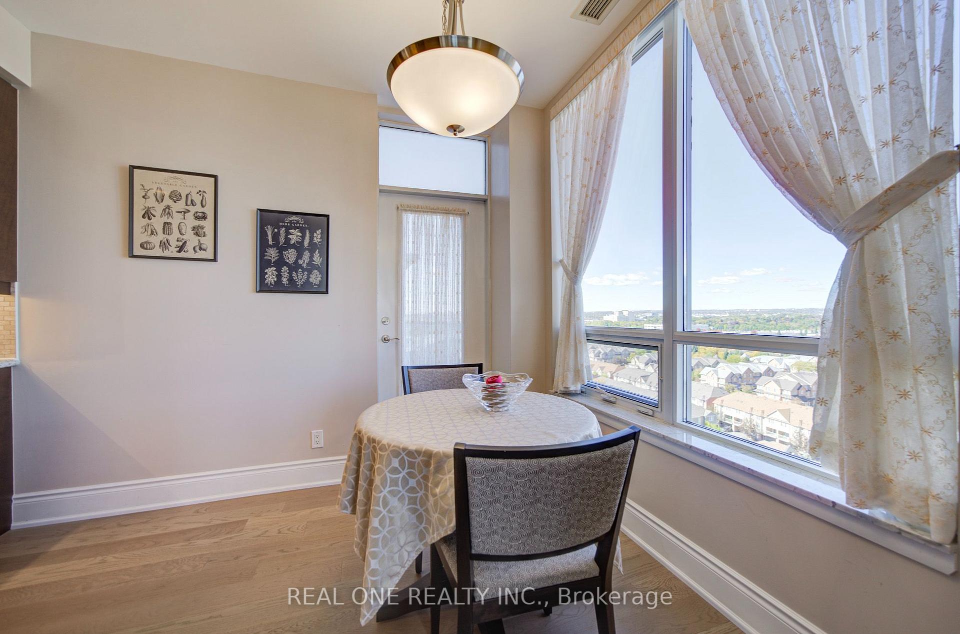 Photo 8 of Unit Ph55, 23 Cox Boulevard, Markham, Unionville — HOMEH