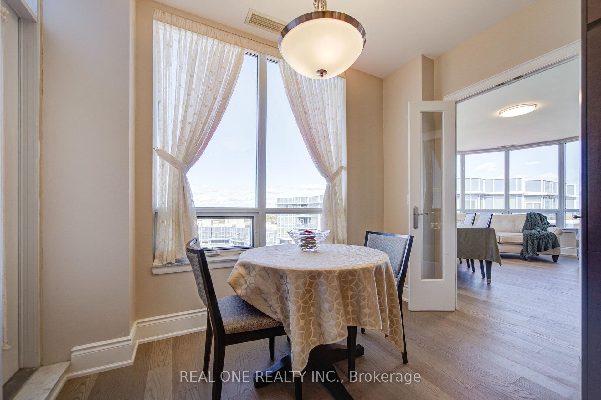 Photo 9 of Unit Ph55, 23 Cox Boulevard, Markham, Unionville — HOMEH