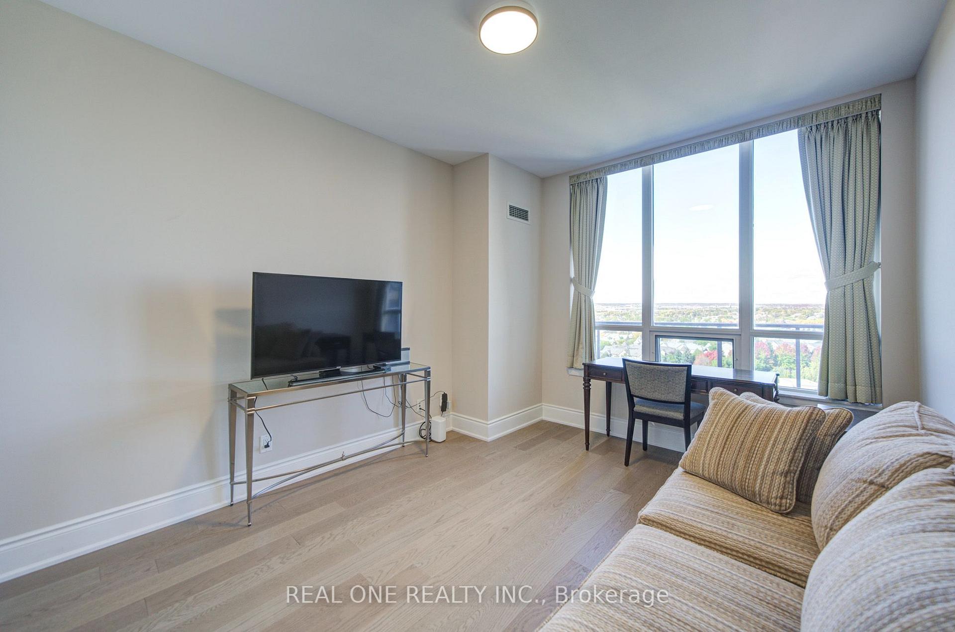 Photo 20 of Unit Ph55, 23 Cox Boulevard, Markham, Unionville — HOMEH