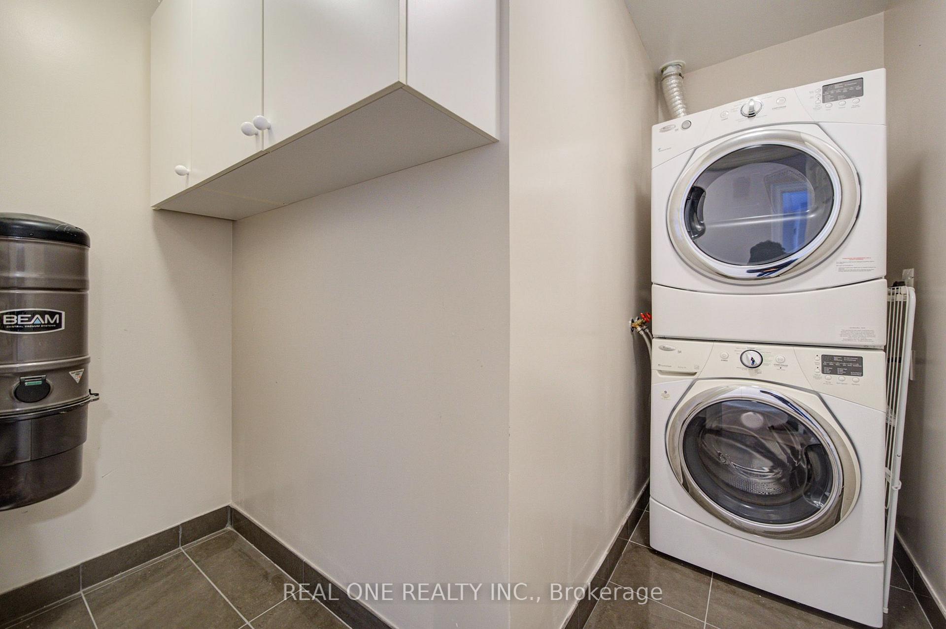 Photo 23 of Unit Ph55, 23 Cox Boulevard, Markham, Unionville — HOMEH