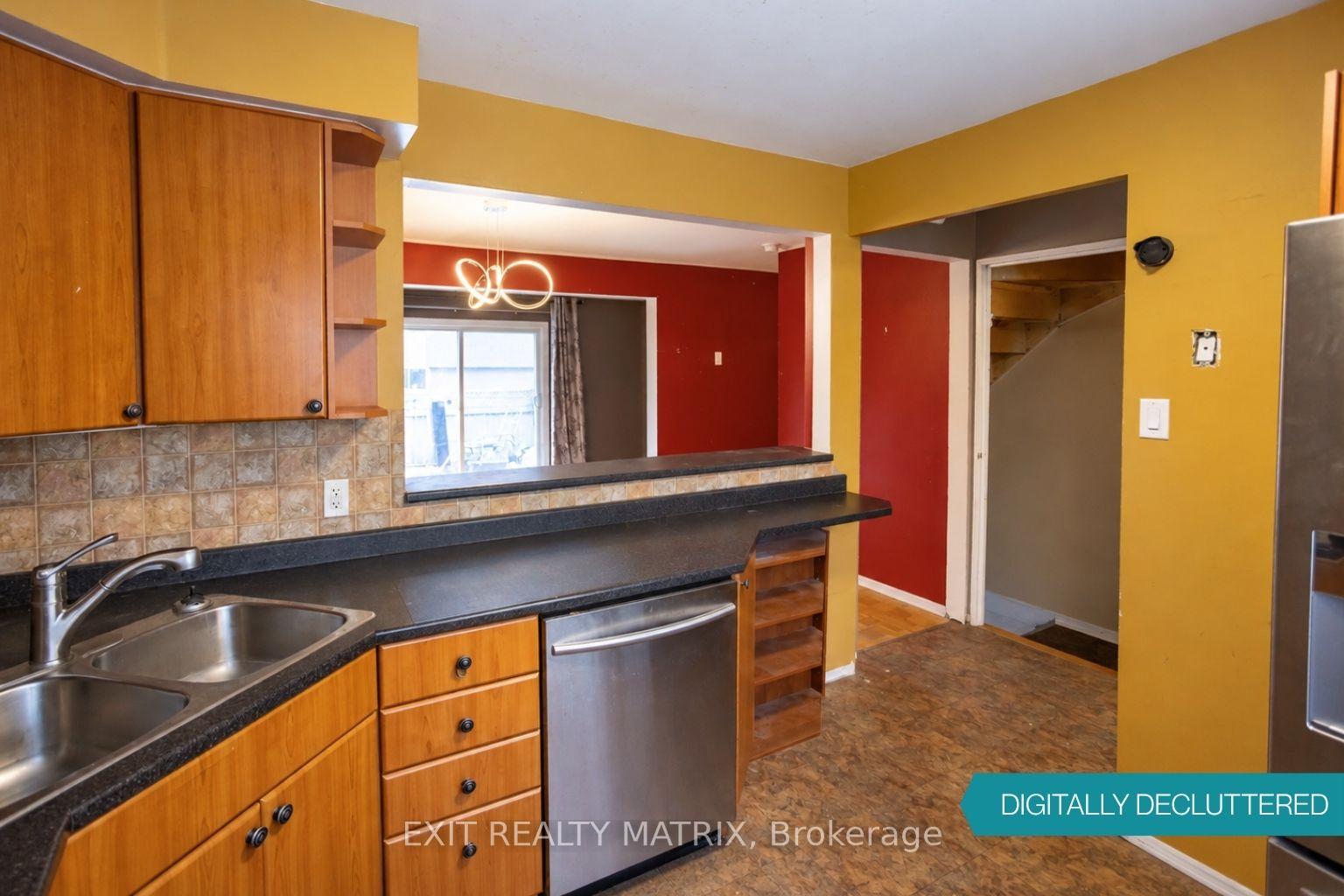 Photo 6 of 3006 Fairlea Crescent, Ottawa, Heron Gate/Industrial Park — HOMEH