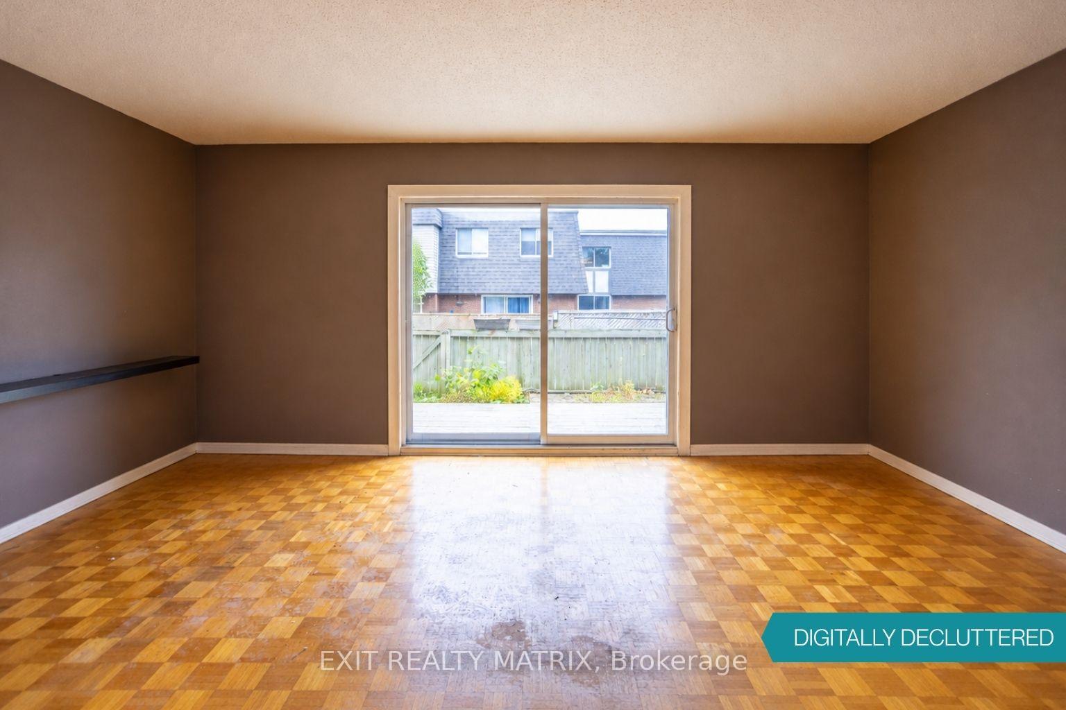 Photo 9 of 3006 Fairlea Crescent, Ottawa, Heron Gate/Industrial Park — HOMEH