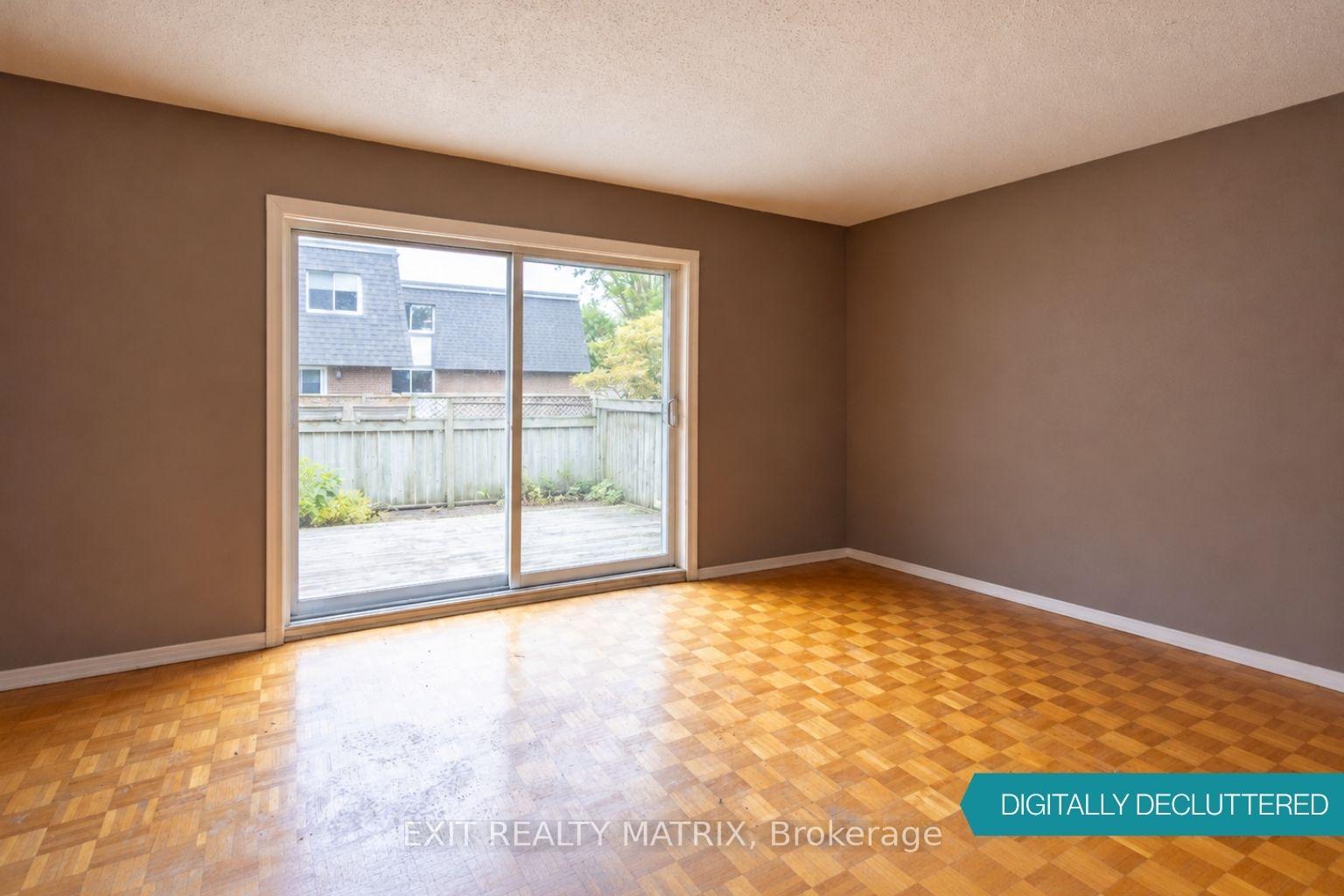 Photo 10 of 3006 Fairlea Crescent, Ottawa, Heron Gate/Industrial Park — HOMEH