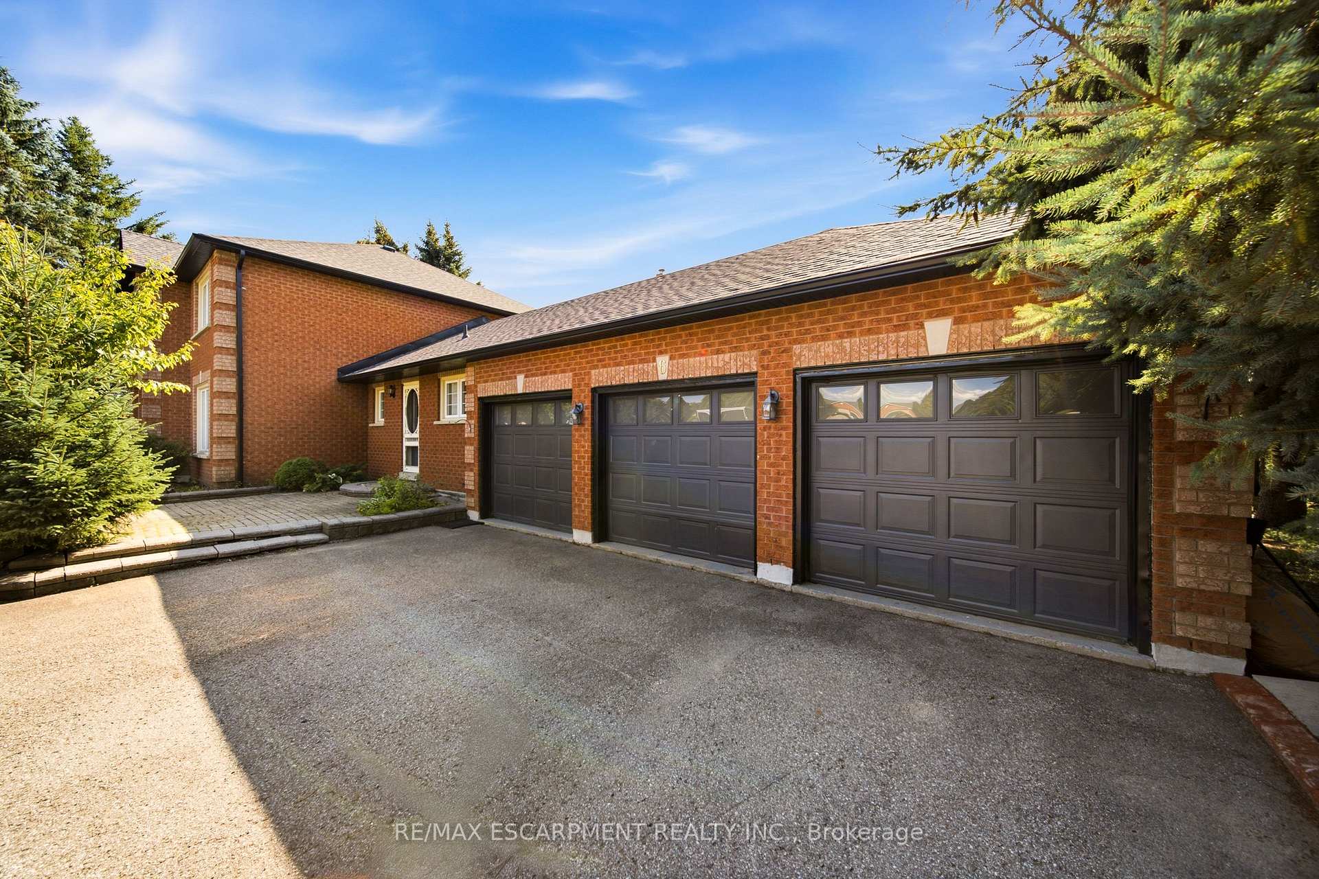 Photo 10 of 6 Willow Crescent, Mono, Rural Mono — HOMEH