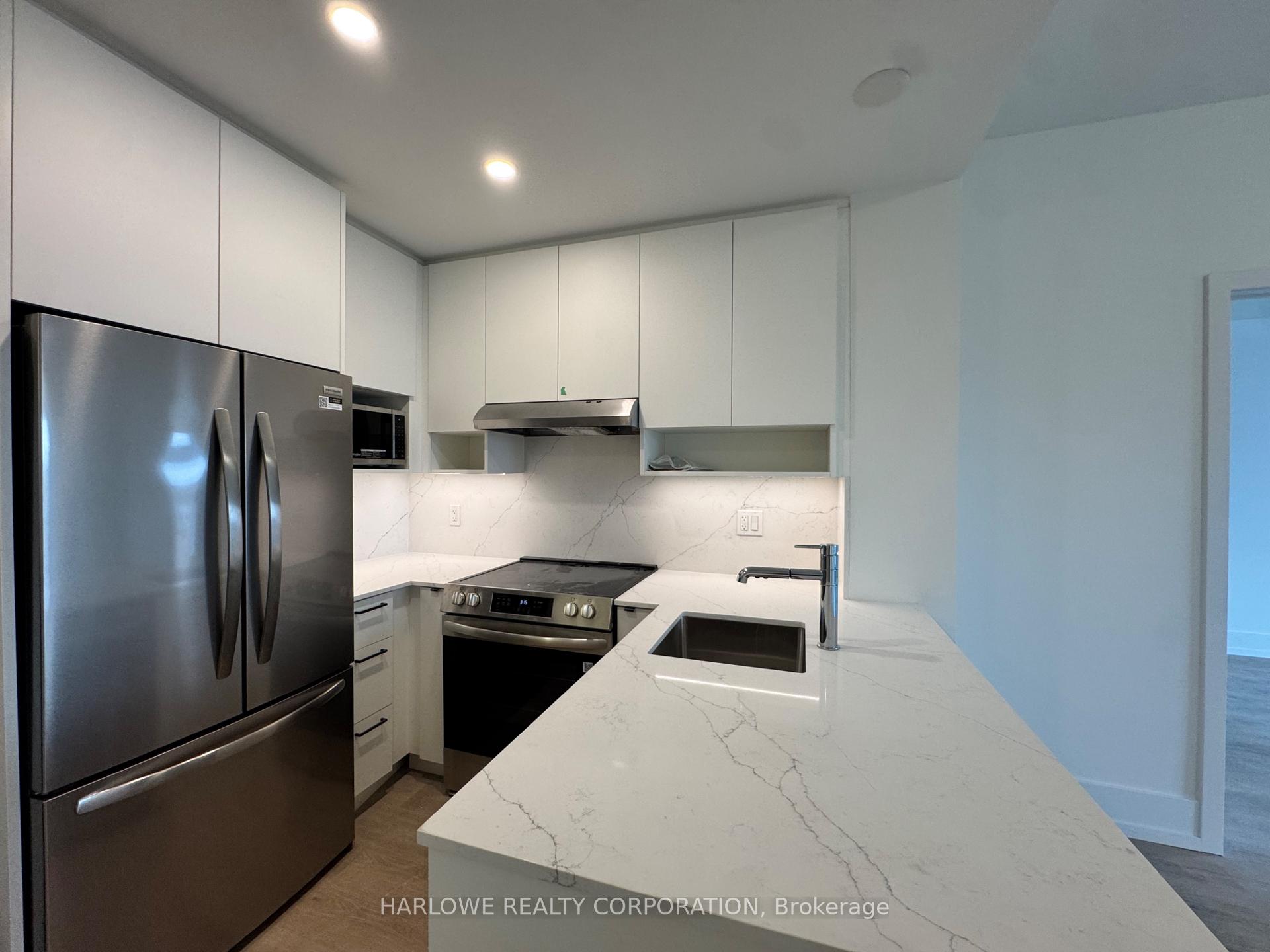 Photo 2 of Unit 902, 206 King Street W, Hamilton, Central — HOMEH