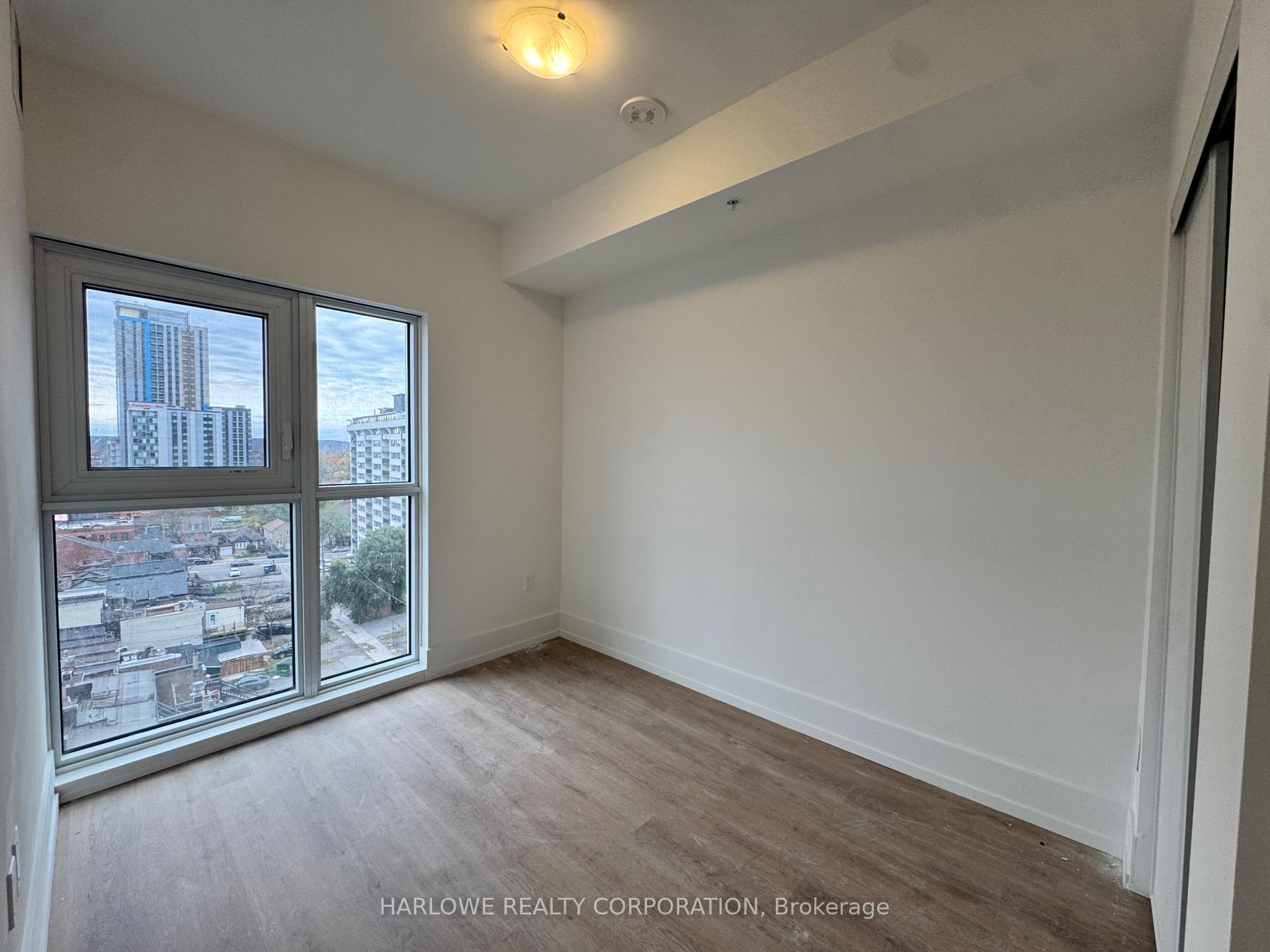 Photo 4 of Unit 902, 206 King Street W, Hamilton, Central — HOMEH
