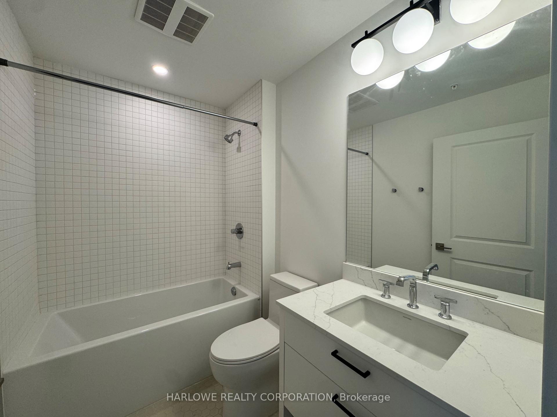Photo 7 of Unit 902, 206 King Street W, Hamilton, Central — HOMEH