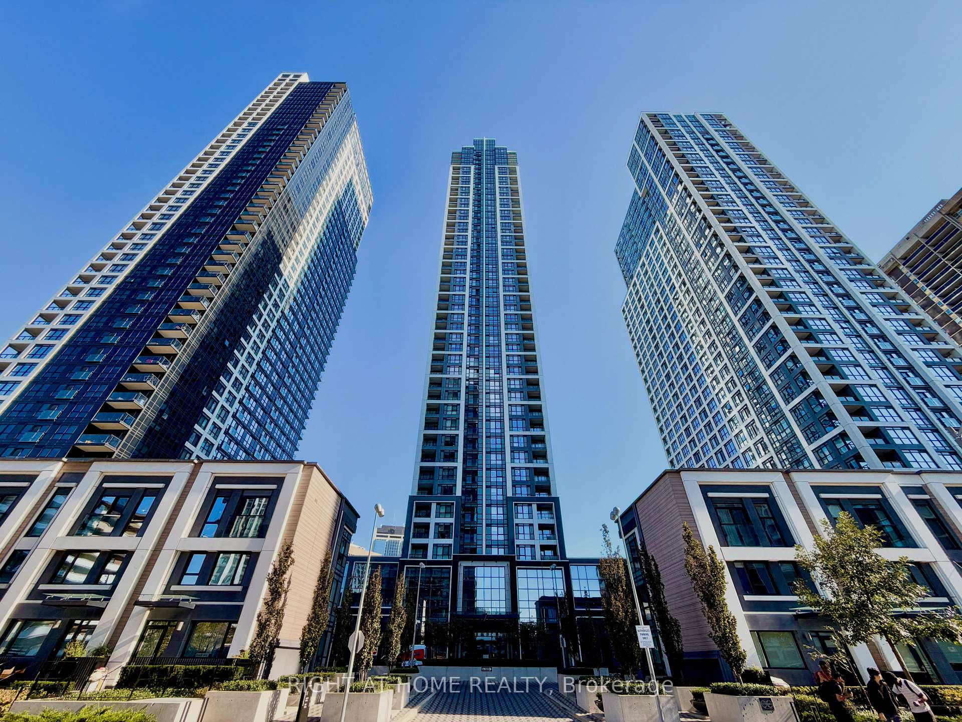 Photo 2 of Unit 709, 7 Mabelle Avenue, Etobicoke, Islington-City Centre West — HOMEH