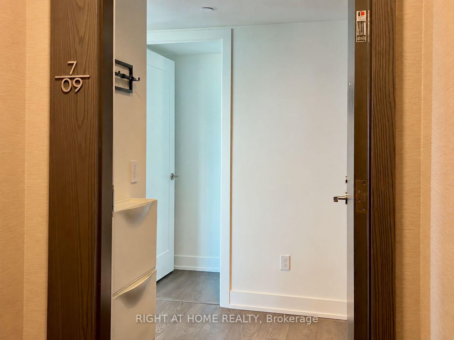 Photo 8 of Unit 709, 7 Mabelle Avenue, Etobicoke, Islington-City Centre West — HOMEH