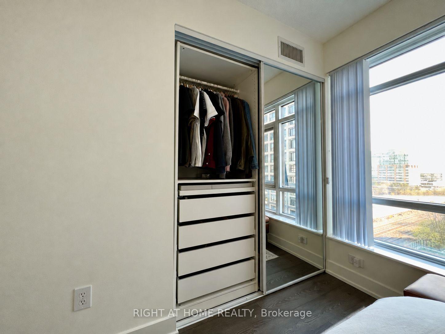 Photo 11 of Unit 709, 7 Mabelle Avenue, Etobicoke, Islington-City Centre West — HOMEH