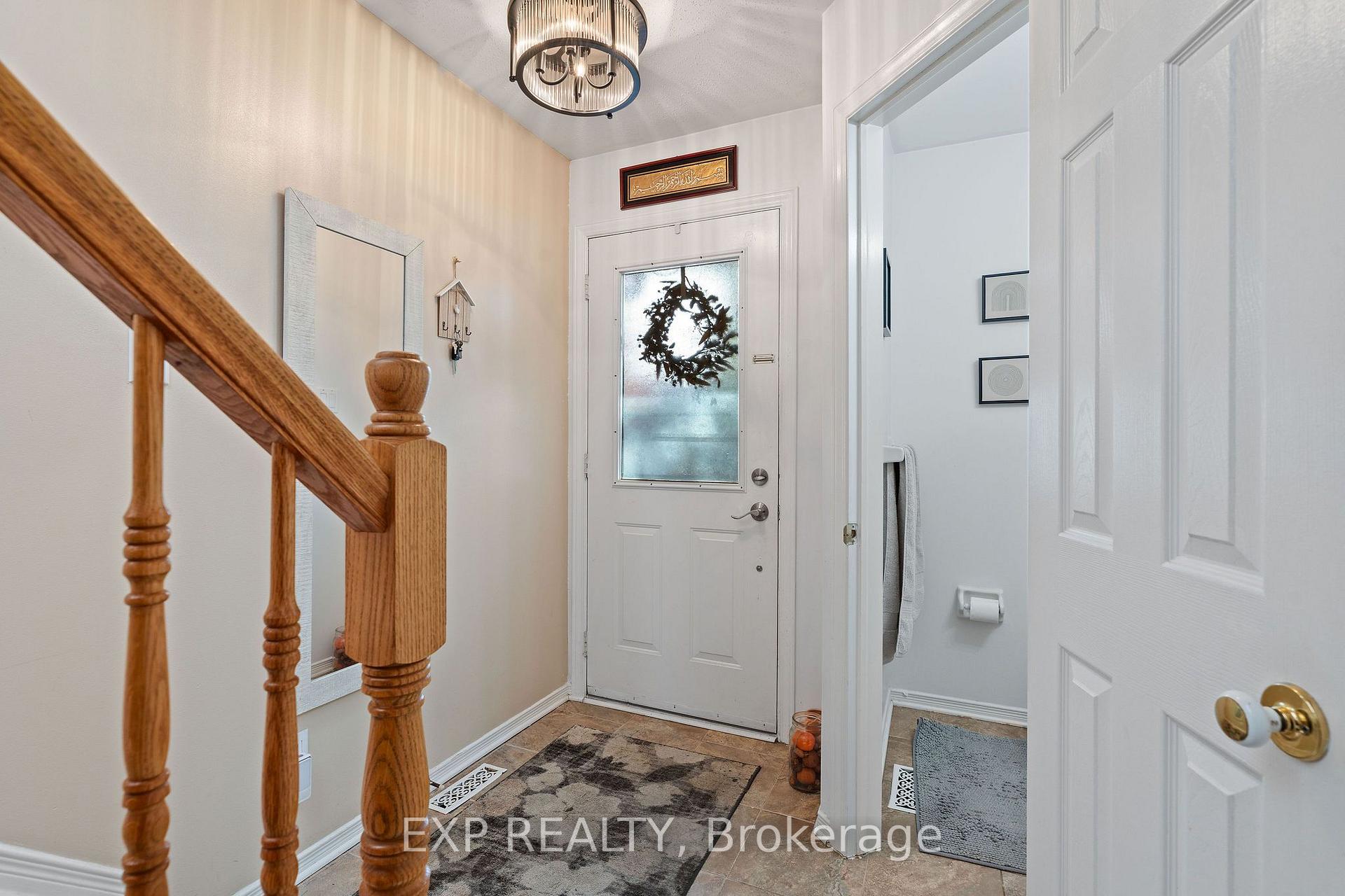 Photo 2 of 122 Markland Crescent, Ottawa, Barrhaven East — HOMEH