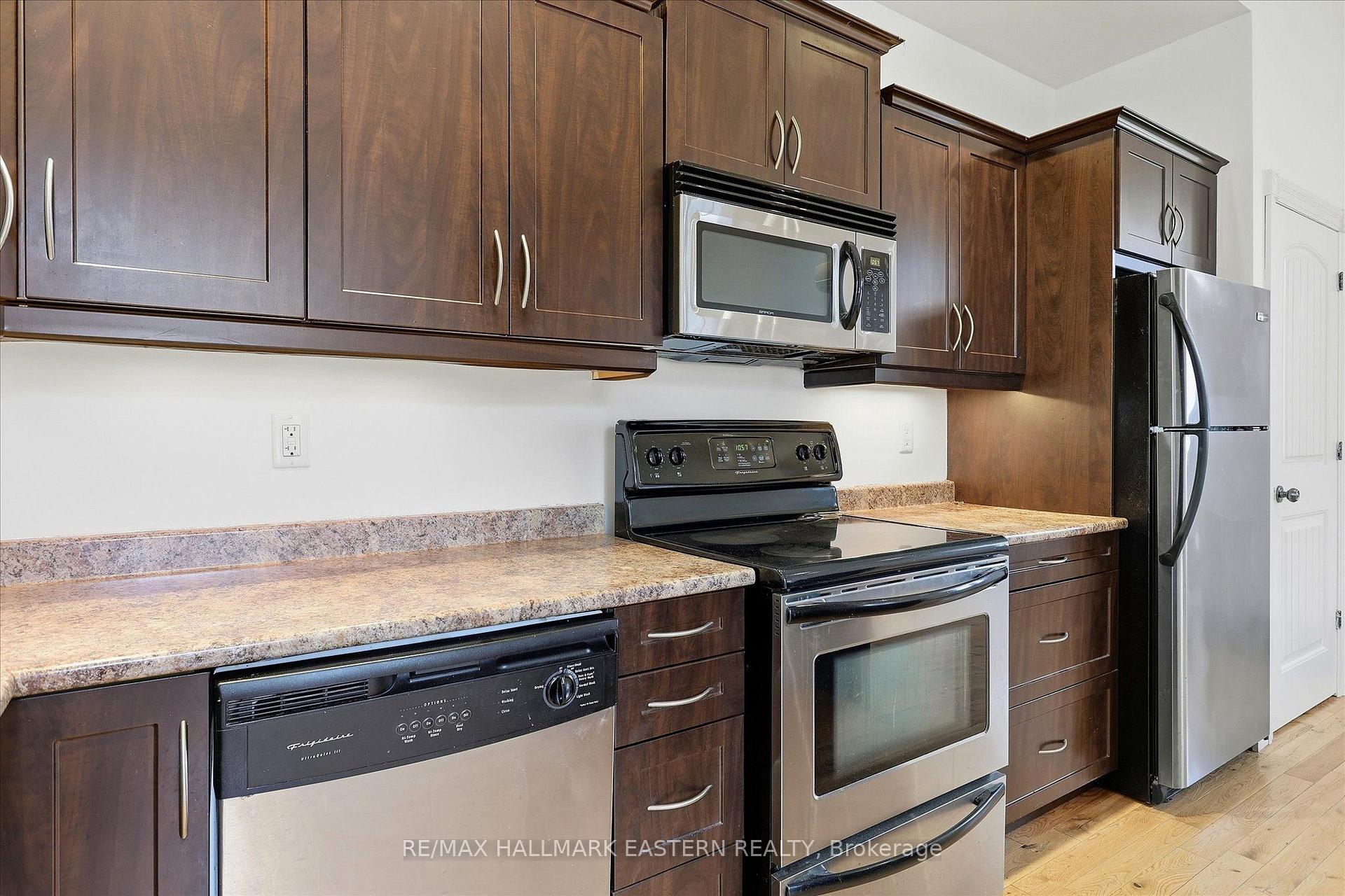 Photo 12 of Unit #2, 760 George Street, Peterborough, Northcrest Ward 5 — HOMEH