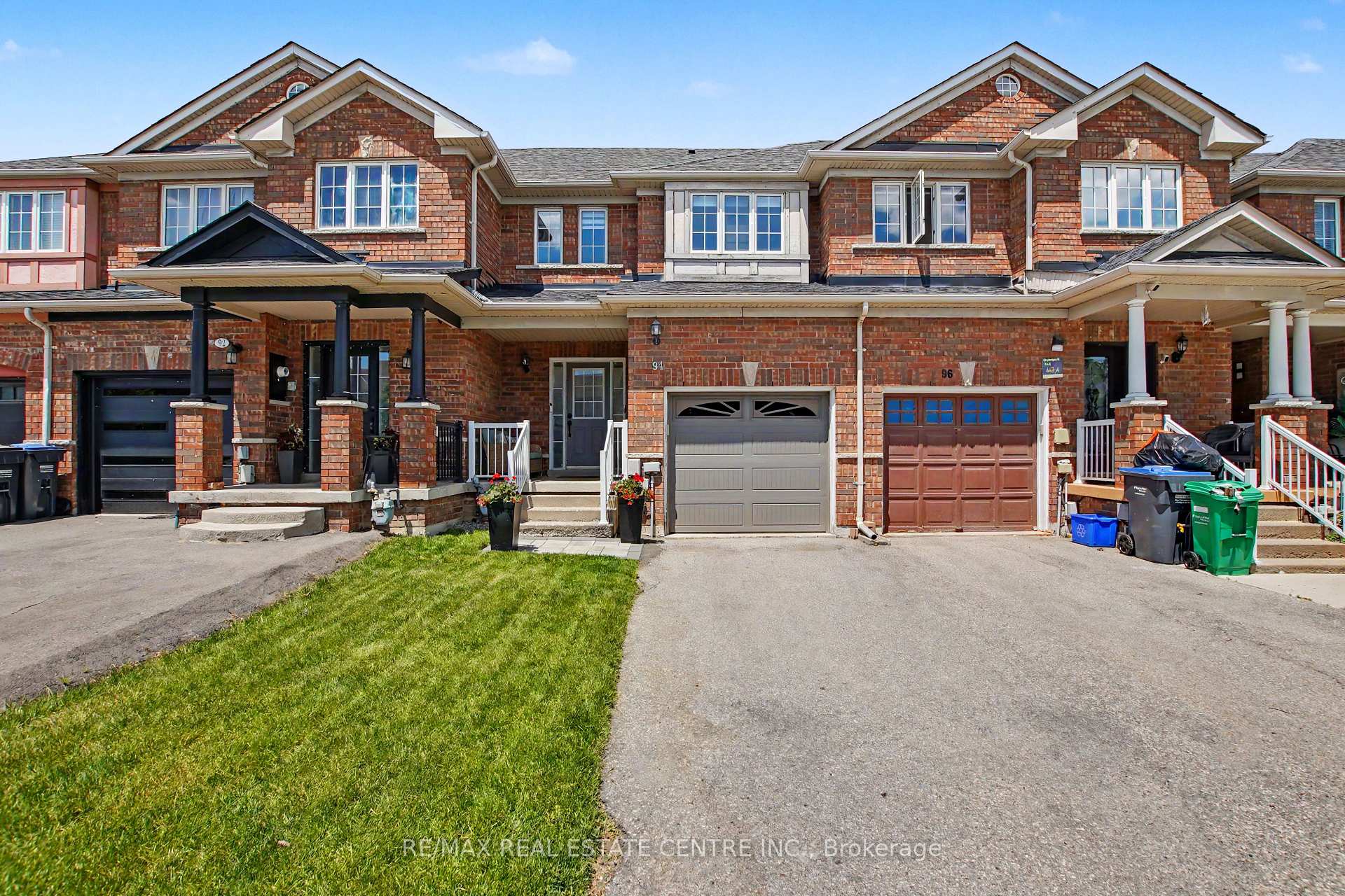 Photo of 94 Timbertop Crescent