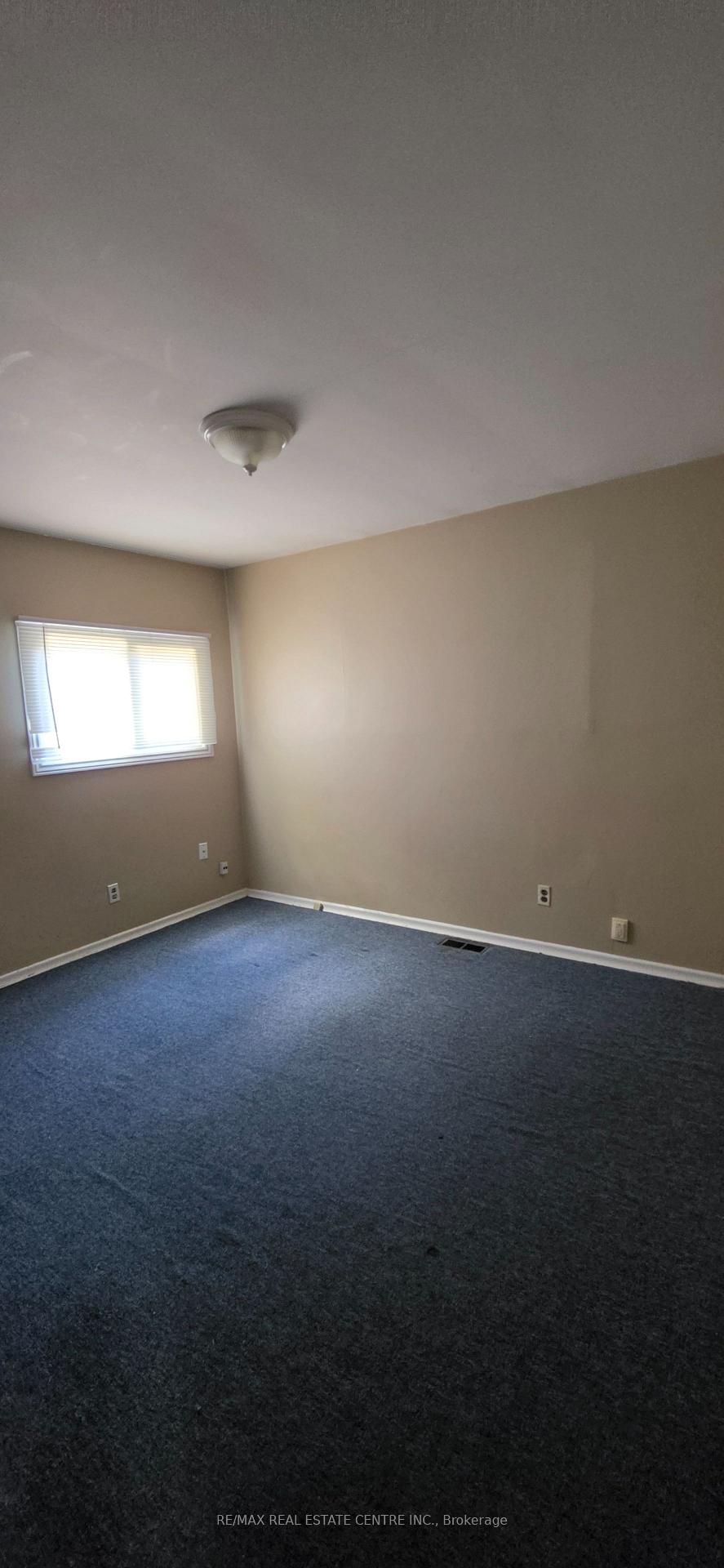 Photo 7 of 65 Cardill Crescent, Waterloo, Lakeshore Village — HOMEH