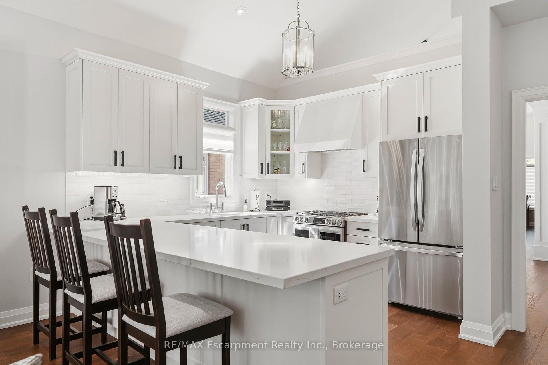 Photo 9 of 4155 Stonebridge Crescent, Burlington, Rose — HOMEH