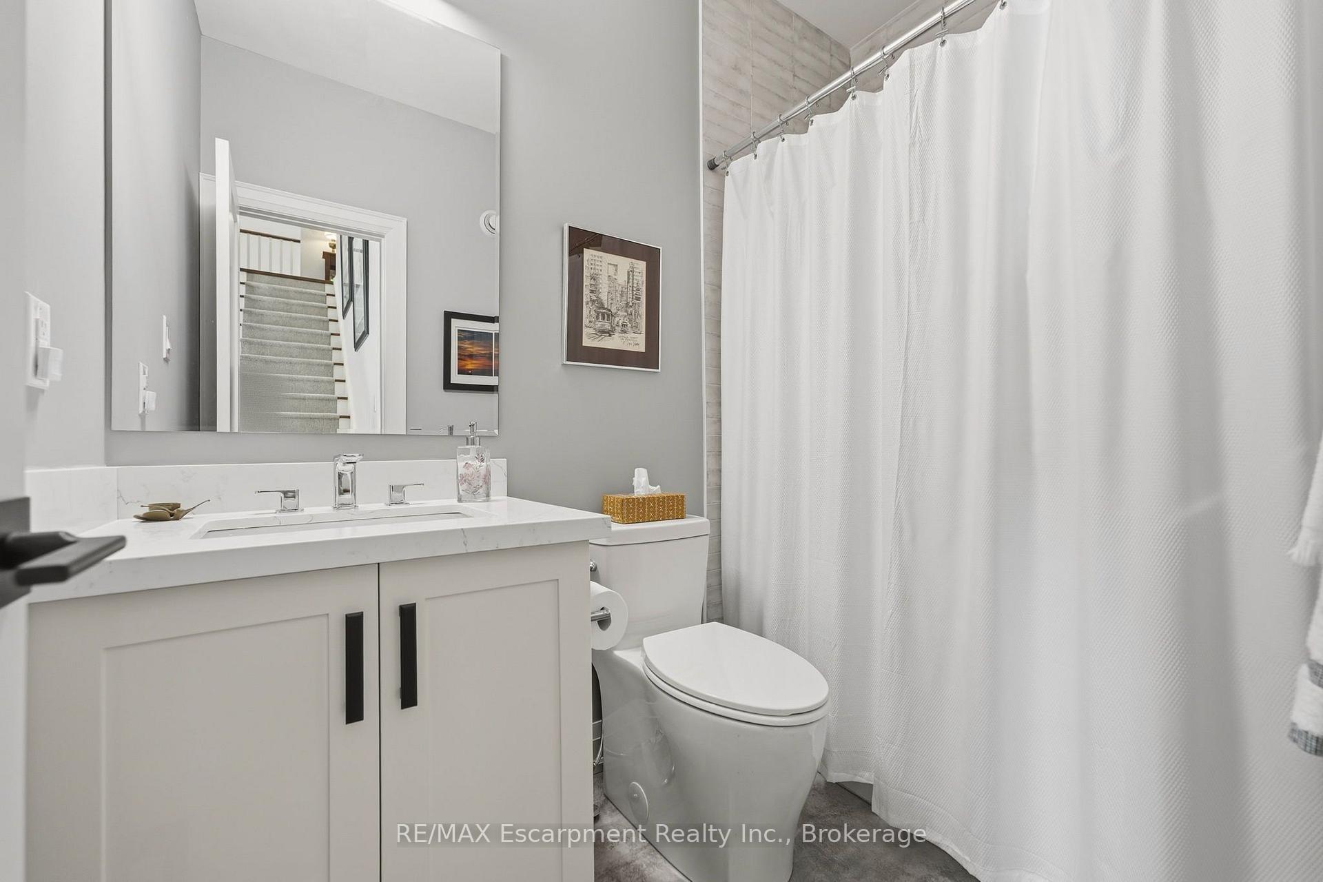 Photo 23 of 4155 Stonebridge Crescent, Burlington, Rose — HOMEH