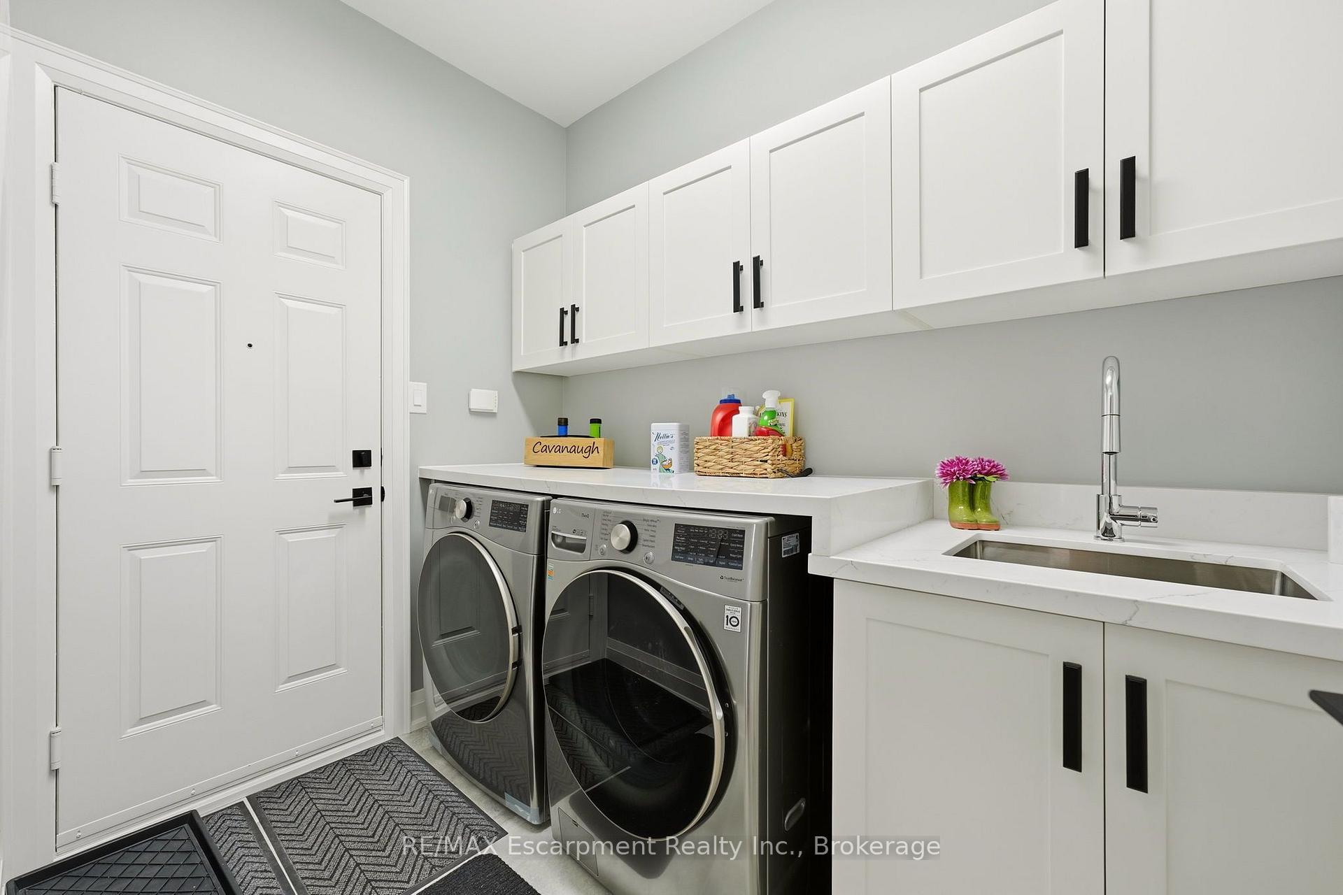 Photo 24 of 4155 Stonebridge Crescent, Burlington, Rose — HOMEH