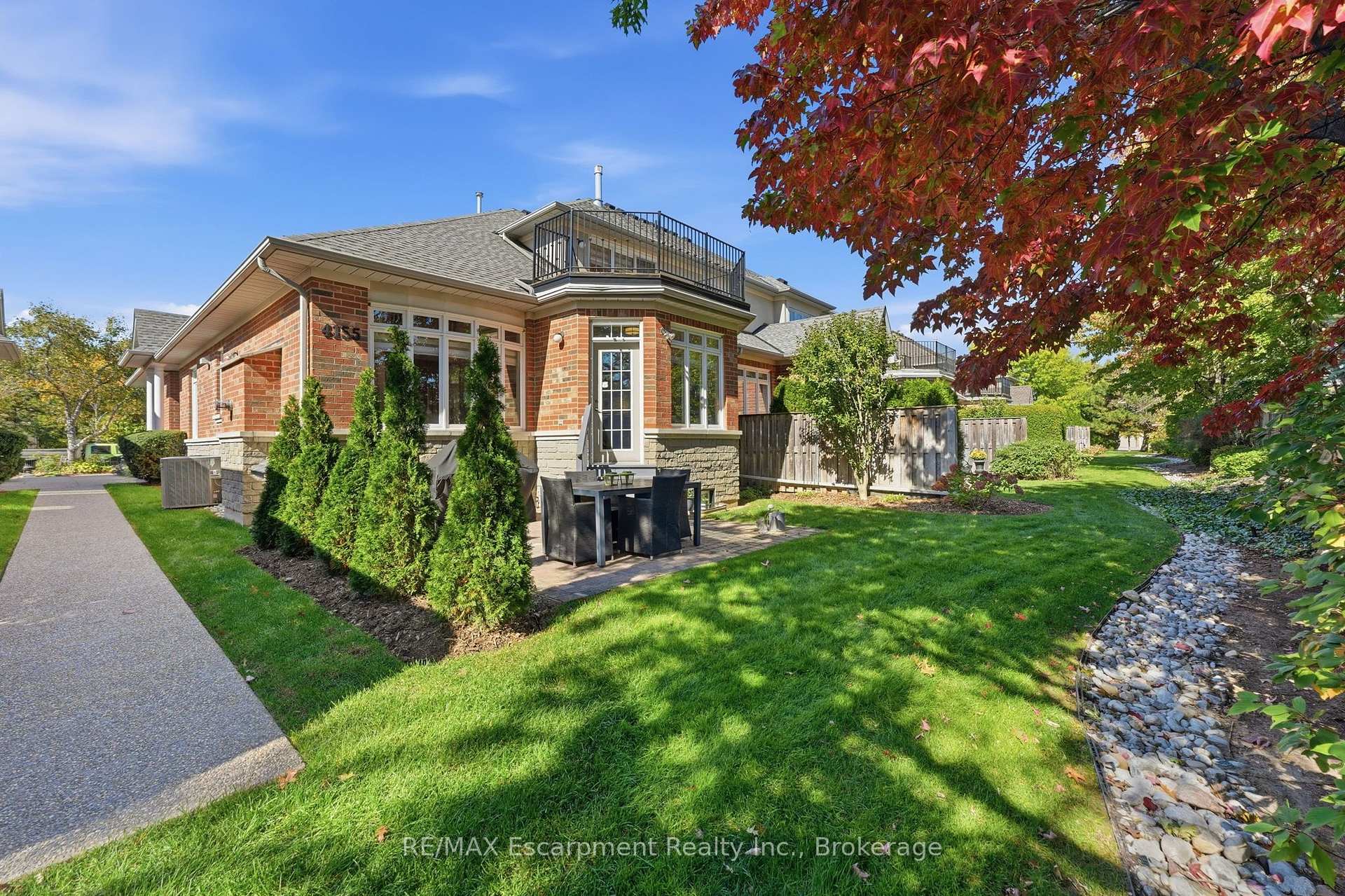 Photo 34 of 4155 Stonebridge Crescent, Burlington, Rose — HOMEH