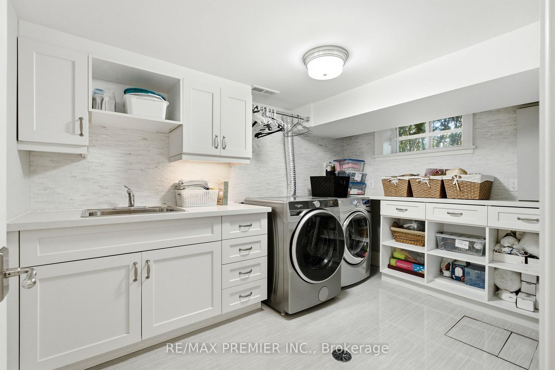 Photo 39 of 132 The Kingsway, Etobicoke, Kingsway South — HOMEH