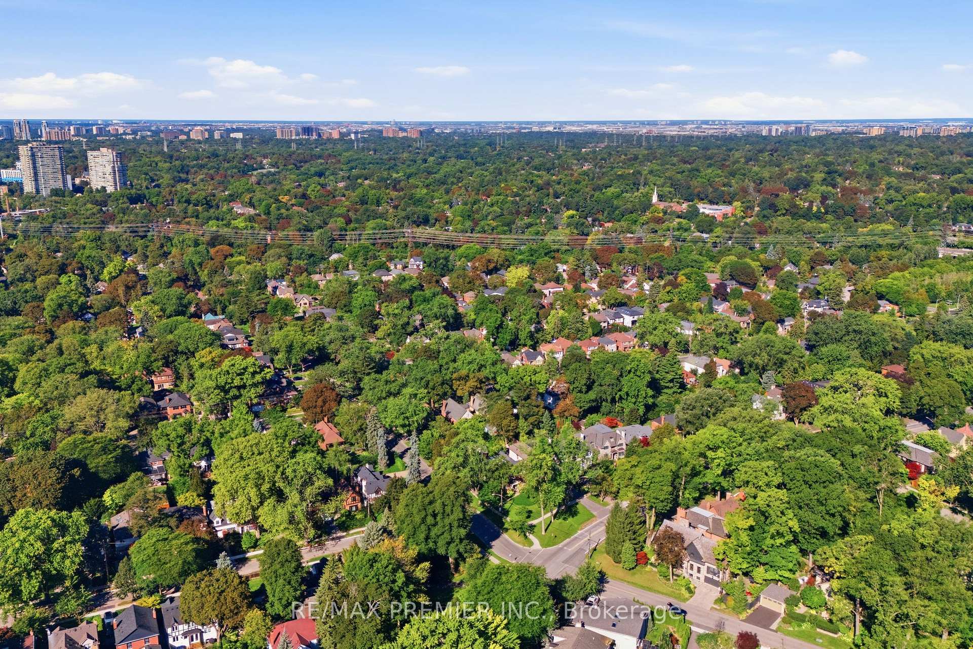 Photo 49 of 132 The Kingsway, Etobicoke, Kingsway South — HOMEH