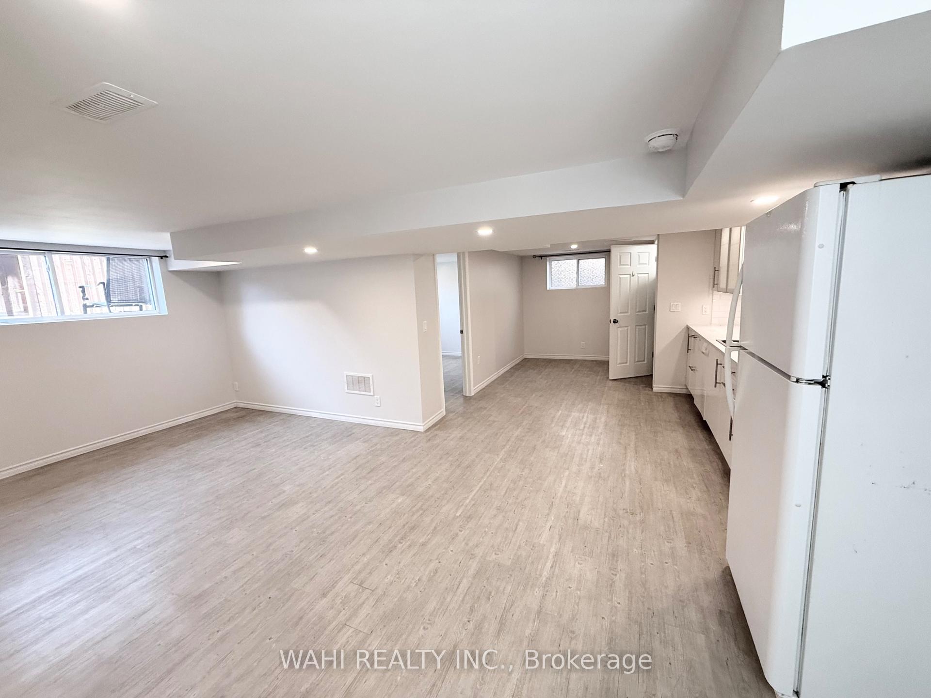 Photo 3 of Unit UNIT 2 - BASEMENT, 255 Carson Drive, Hamilton, Lisgar — HOMEH