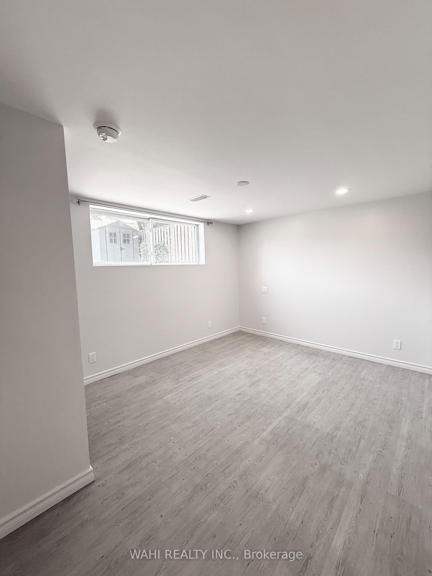 Photo 10 of Unit UNIT 2 - BASEMENT, 255 Carson Drive, Hamilton, Lisgar — HOMEH