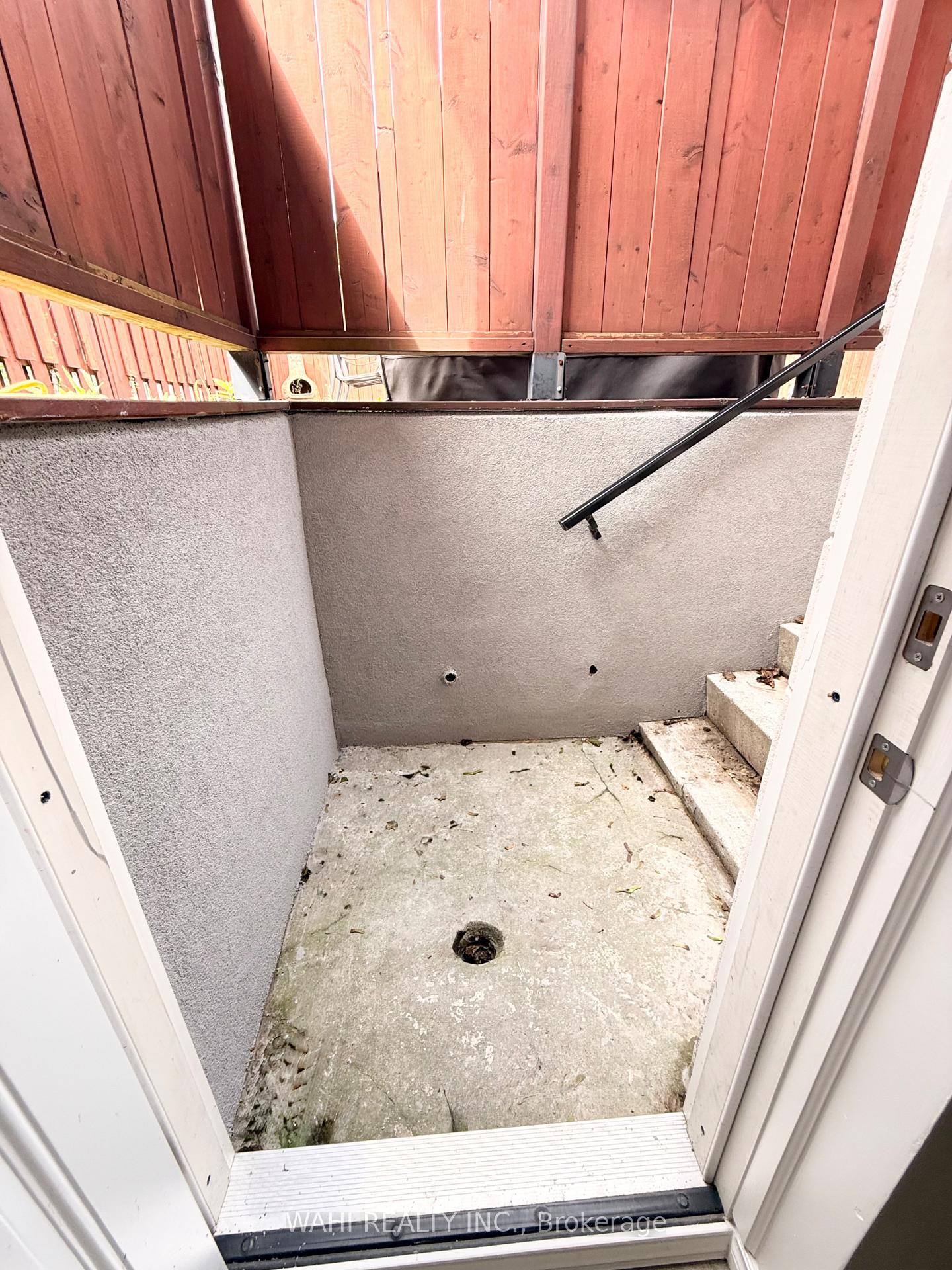 Photo 13 of Unit UNIT 2 - BASEMENT, 255 Carson Drive, Hamilton, Lisgar — HOMEH