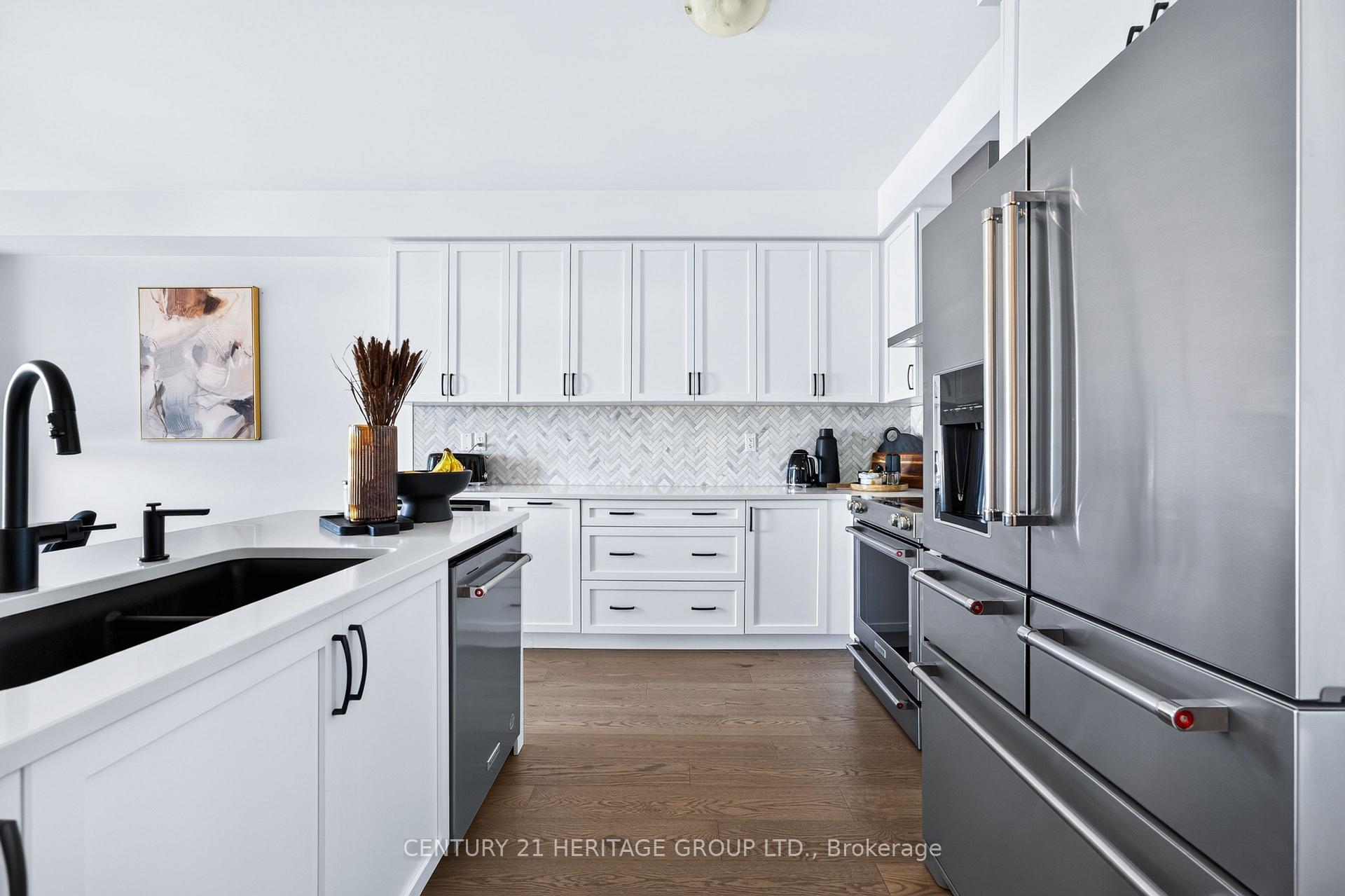 Photo 13 of 147 Meadow Vista Crescent, East Gwillimbury, Holland Landing — HOMEH