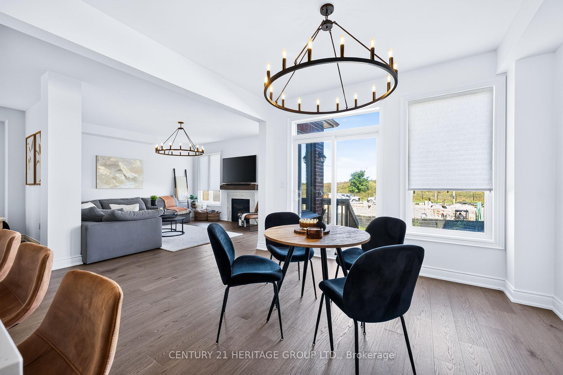 Photo 17 of 147 Meadow Vista Crescent, East Gwillimbury, Holland Landing — HOMEH